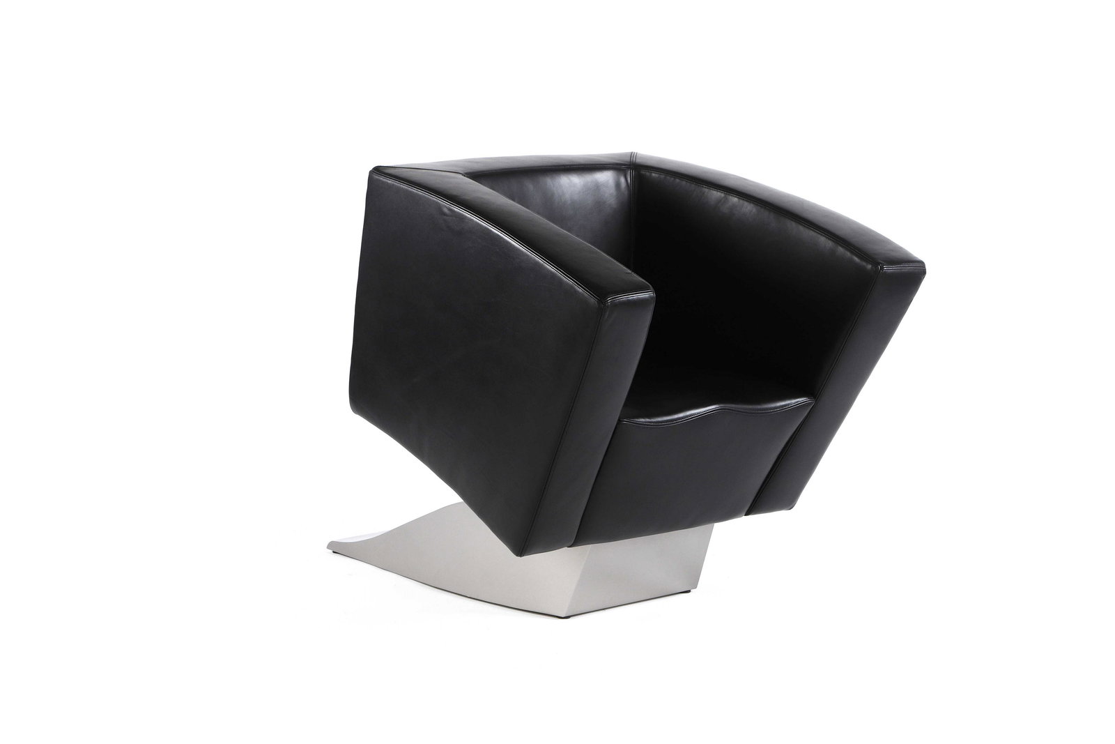 Ron ARAD (1951): Fauteuil dit Low Tilt Mousse de polyuréthane, cuir, acier 83 x 82 x 85 cm. Moroso, circa 1990 Armchair model Low Tilt Leather, foam, steel 32.68 x 32.28 x 33.46 in. estimation : 16 000 - 20 000 z