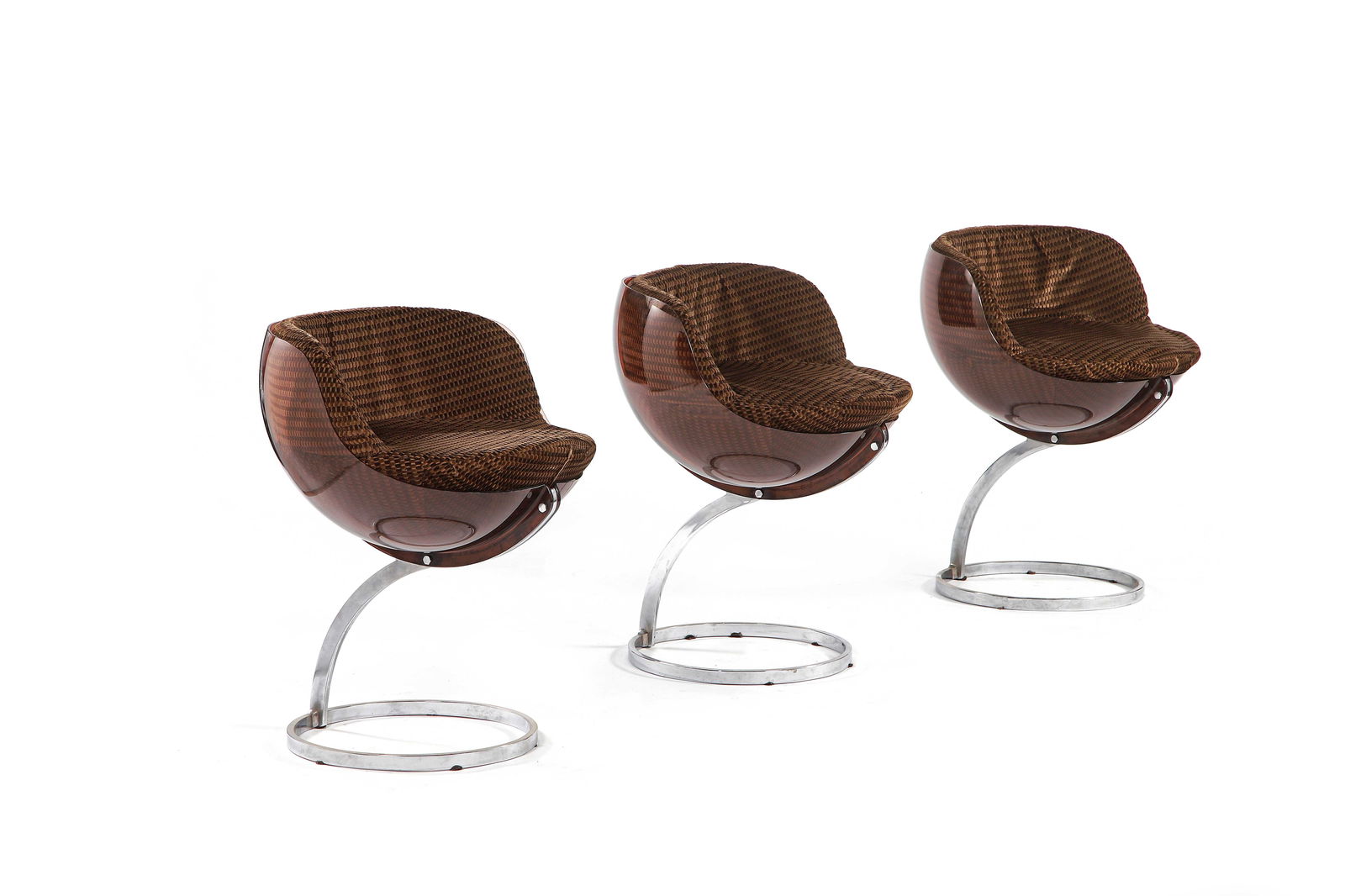 Boris TABACOFF (1927-1985): Suite de 3 chaises dites sphère Acier, toile de coton, altuglas 69 x 58 x 50 cm. M.M.M, 1971