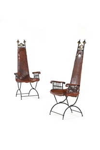 Sido (1934-1986) & François (1931-2016) THÉVENIN: Paire de fauteuils Cuir, métal, fer 131 x 50 x 45 cm. Sawaya & Moroni, circa 1975 Références : - Catalogue de l’exposition, Styles 85, Alternatives, 1985, fauteuil à rapproch
