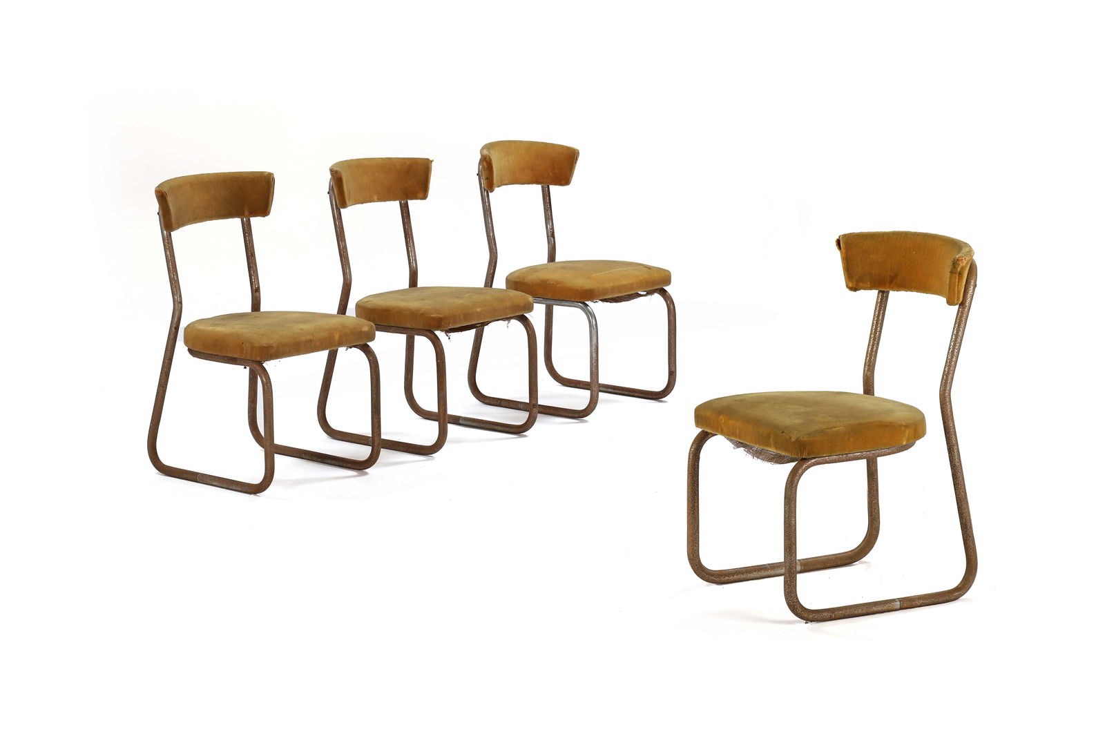 Ã‰mile GUILLOT (1892-1960) Suite de quatre chaises modÃ¨le B257 Ã : Ã‰mile GUILLOT (1892-1960) Suite de quatre chaises modÃ¨le B257 Ã structure tubulaire chromÃ©e formant le piÃ¨tement, lâ€™assise su