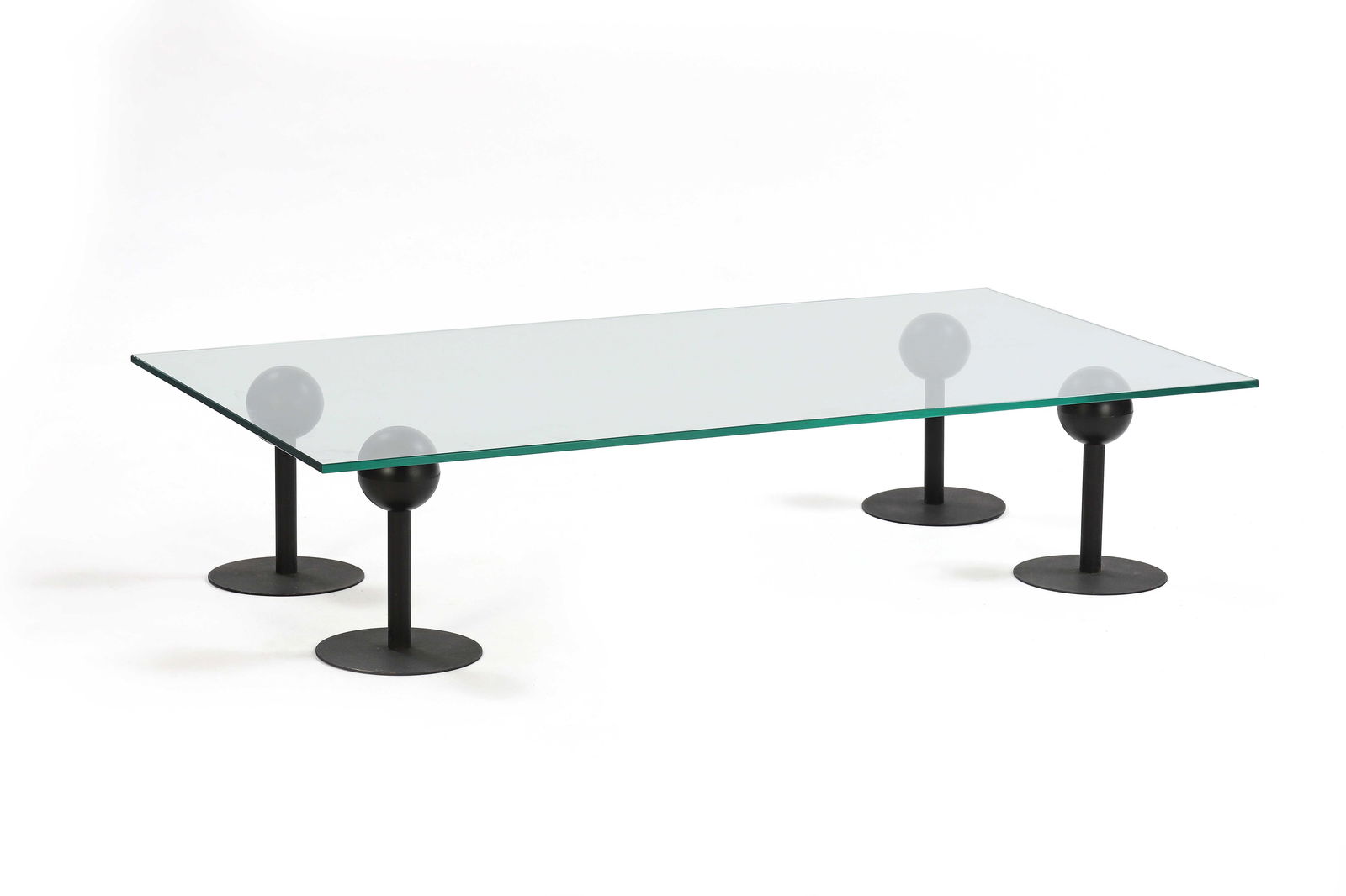 Philippe STARCK (1949) Table basse modÃ¨le Pepper young, circa 1984, Ã  plateau (1 of 1)