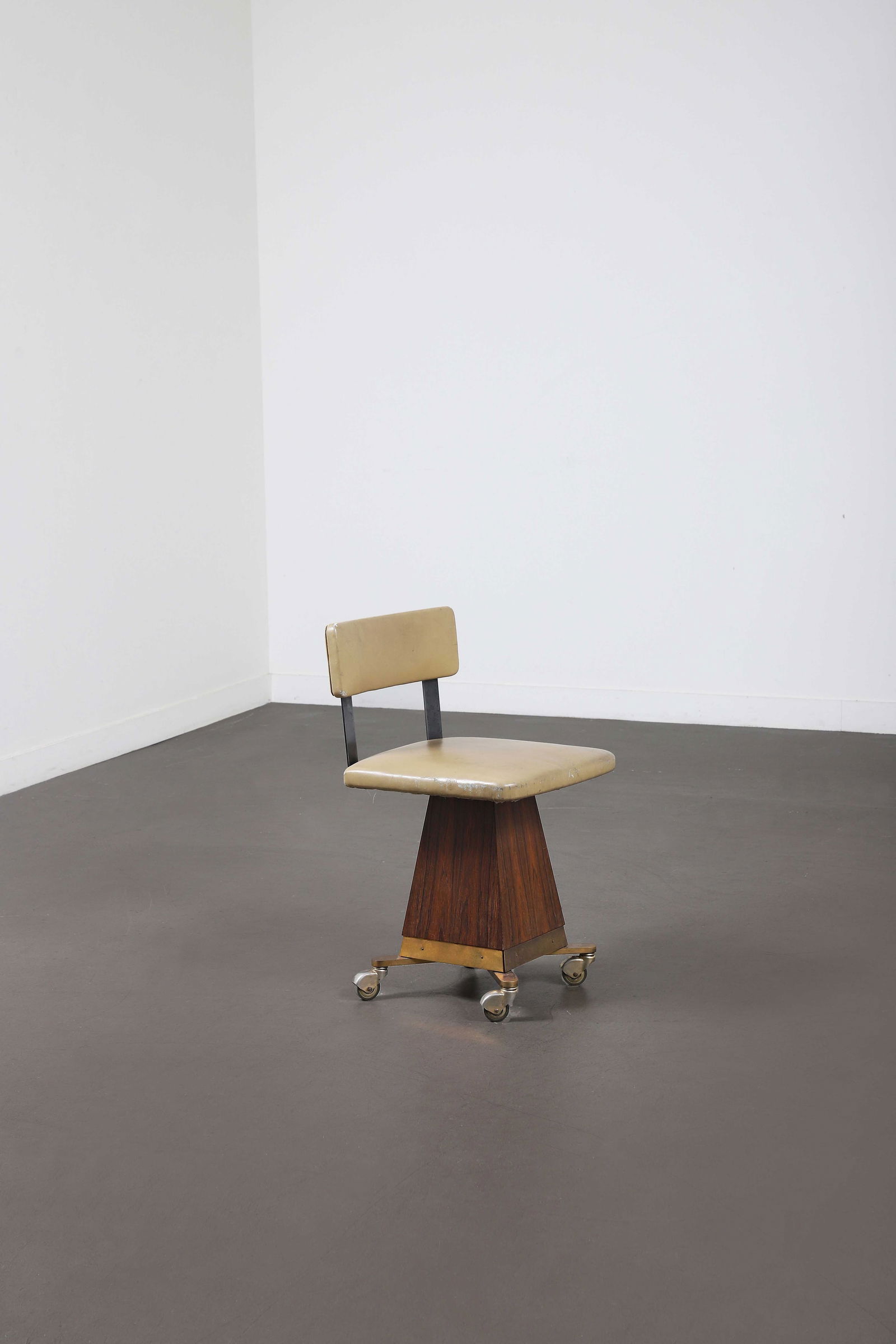 TRAVAIL FRANÇAIS (XX) (1 of 1)