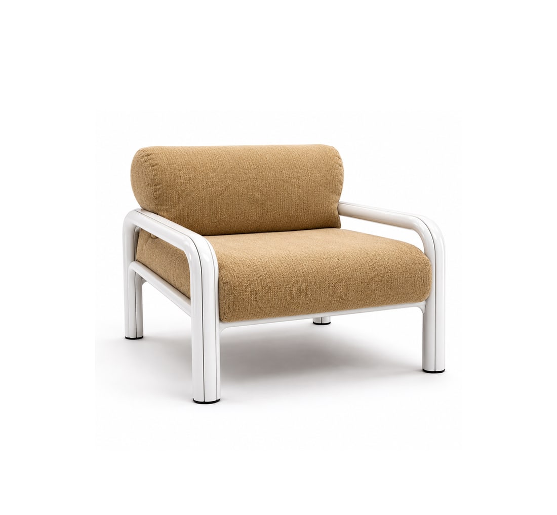Gaetana AULENTI DIT GAE (1927-2012) : Fauteuil, circa 1980, à coussins d’assise et de dossier en toile de coton sable disposés sur une structure en acier plié gainé époxy de couleur blanc formant un double