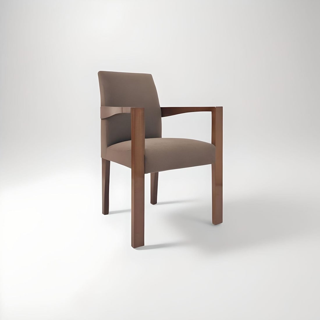 HUGUES CHEVALIER (XX°): Fauteuil, 1999, à dossier galbé et assise garnis d’une toile de coton écru disposé sur une structure en bois teinté formant deux accoudoirs profilés et un