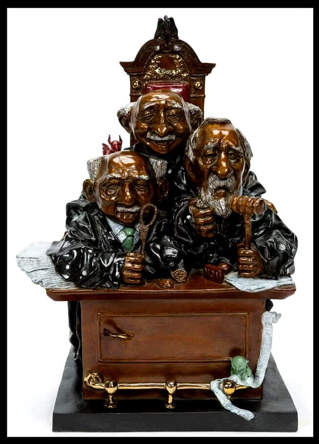 Charles Bragg Signed Bronze Sculpture Original Art Court Of Appeals Lawyer (1 of 2)