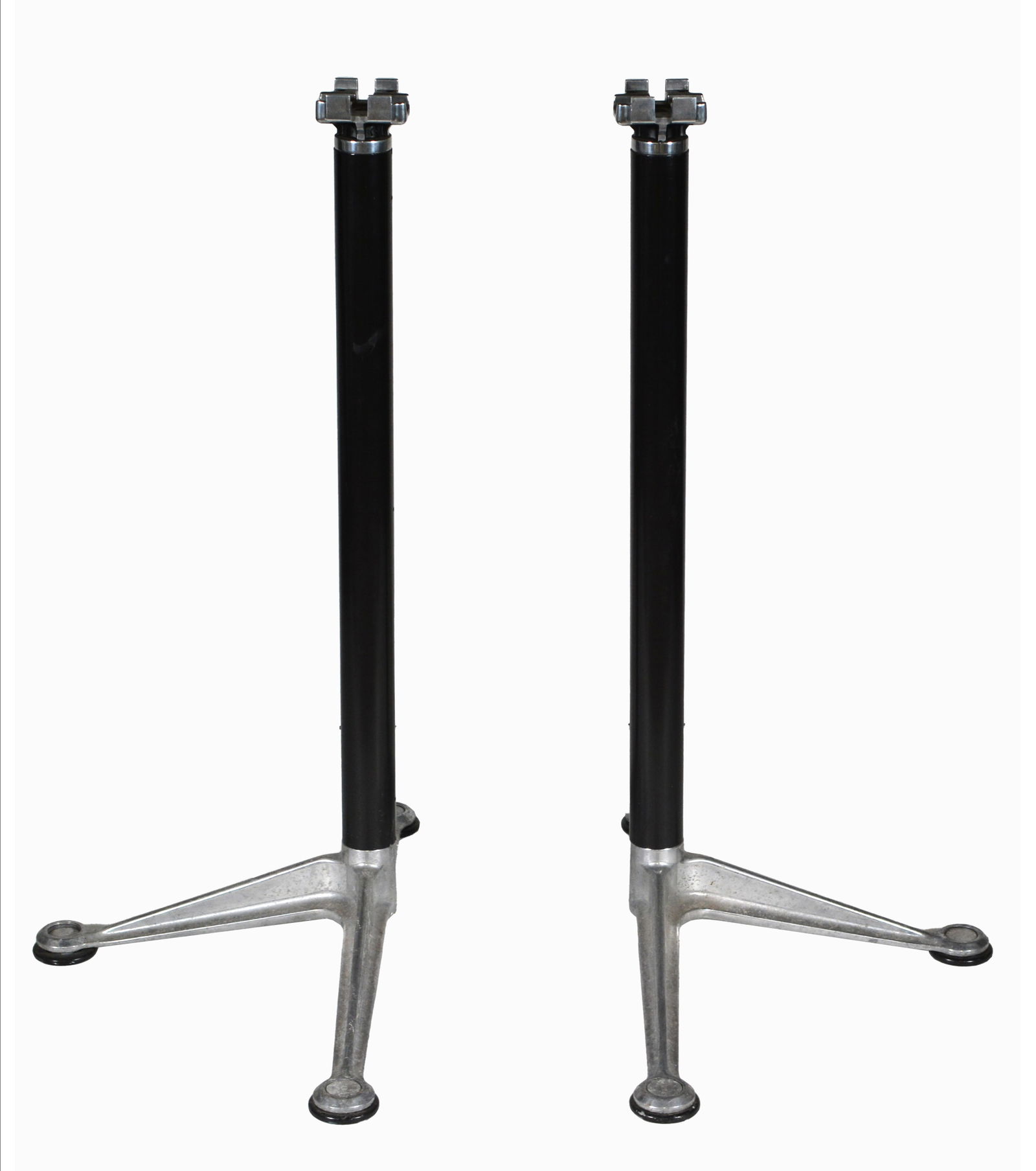 Herman Miller Bruce Burdick Group System Large Aluminum Table Legs: Aluminum table legs from Bruce Burdick Group table. Measure 27" tall. *This item does not qualify for the free inhouse shipping. Buyer will need to arrange for pickup or 3rd party shipping.