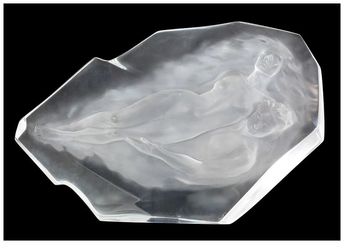 Frederick Hart Original Acrylic Sculpture Eye Of Flame Portrait Signed Artwork: This lot includes:Gallery COA. In-house shipping available (insurance and international shipping for an additional charge).Artist: Frederick Hart Title: Eye of FlameMedium: Acrylic SculptureSize: 15.5