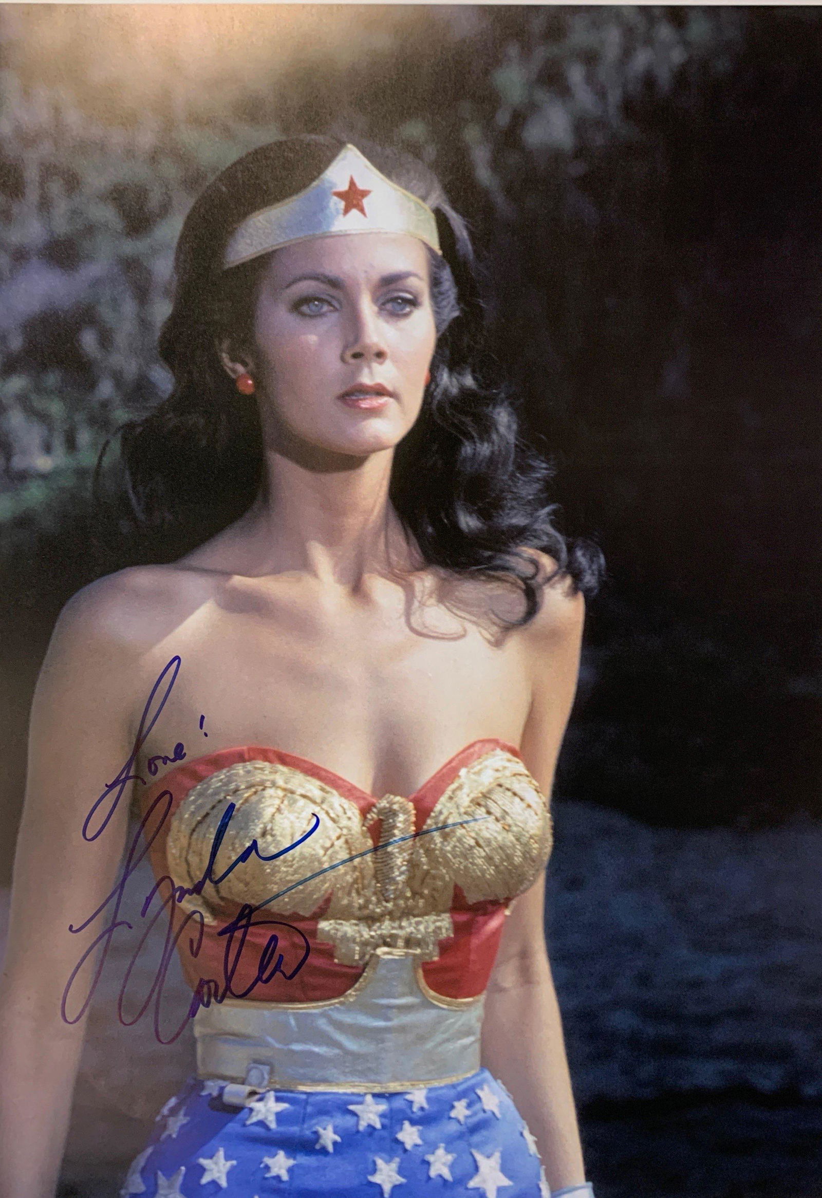 Autograph Signed Lynda Carter Wonder Woman Poster (1 of 1)