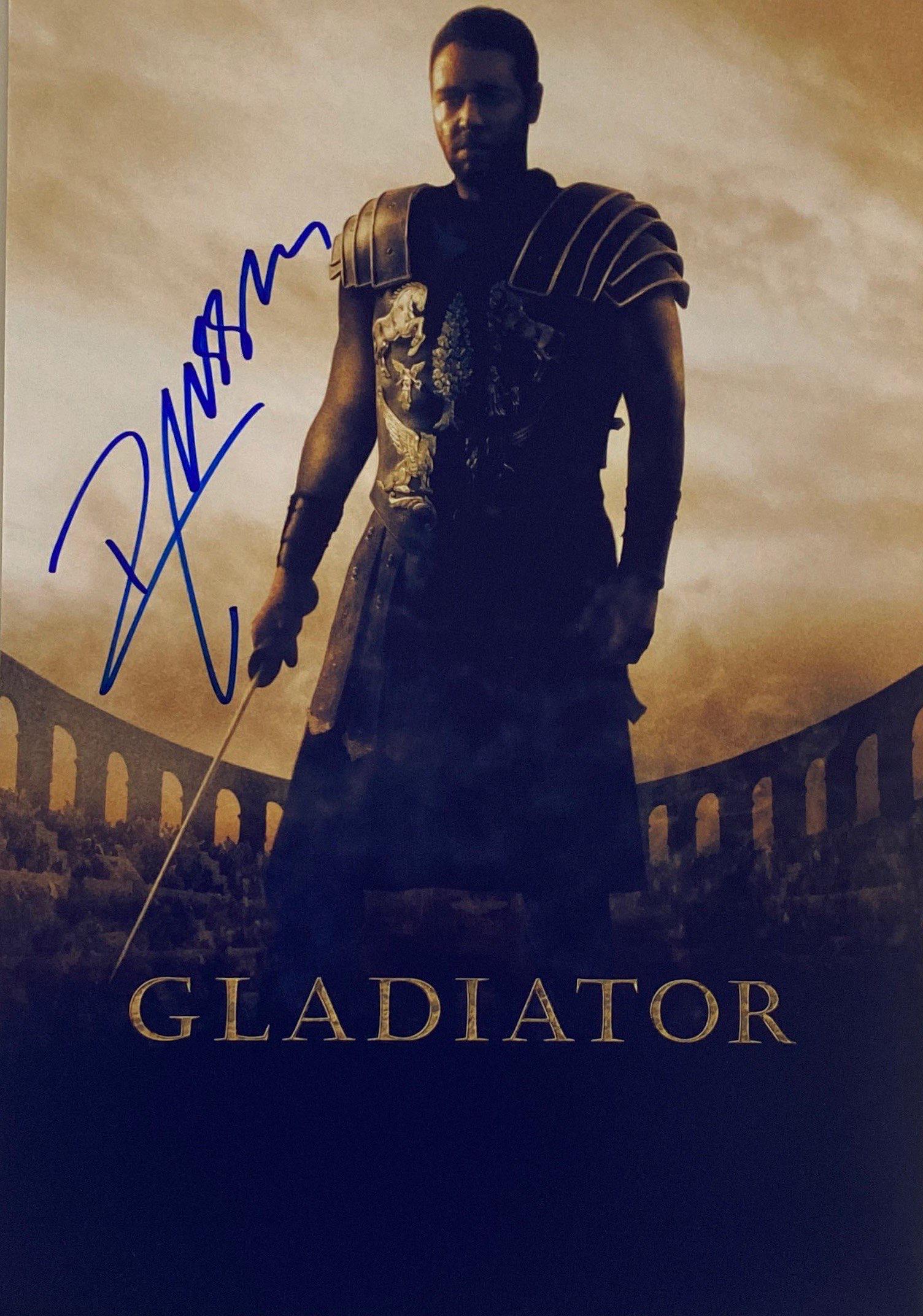 Autograph Signed Gladiator Russell Crowe Photo (1 of 1)