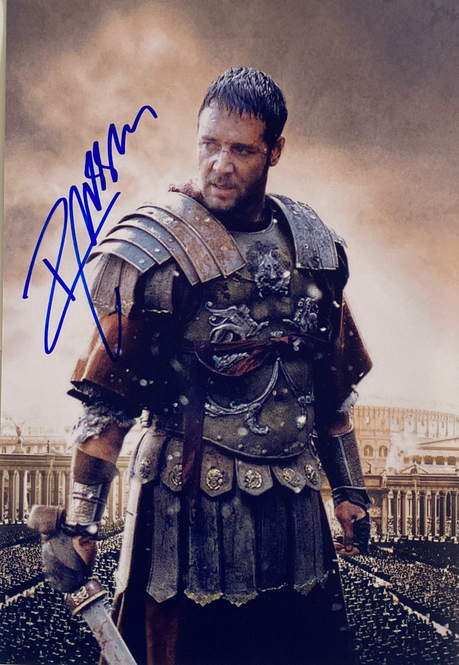 Autograph Signed Gladiator Russell Crowe Photo (1 of 1)