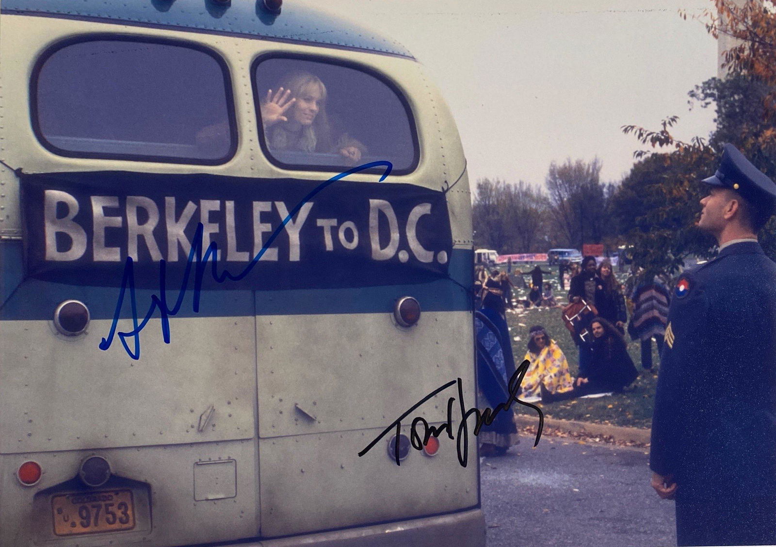 Autograph Signed Forrest Gump Tom Hanks Photo (1 of 1)