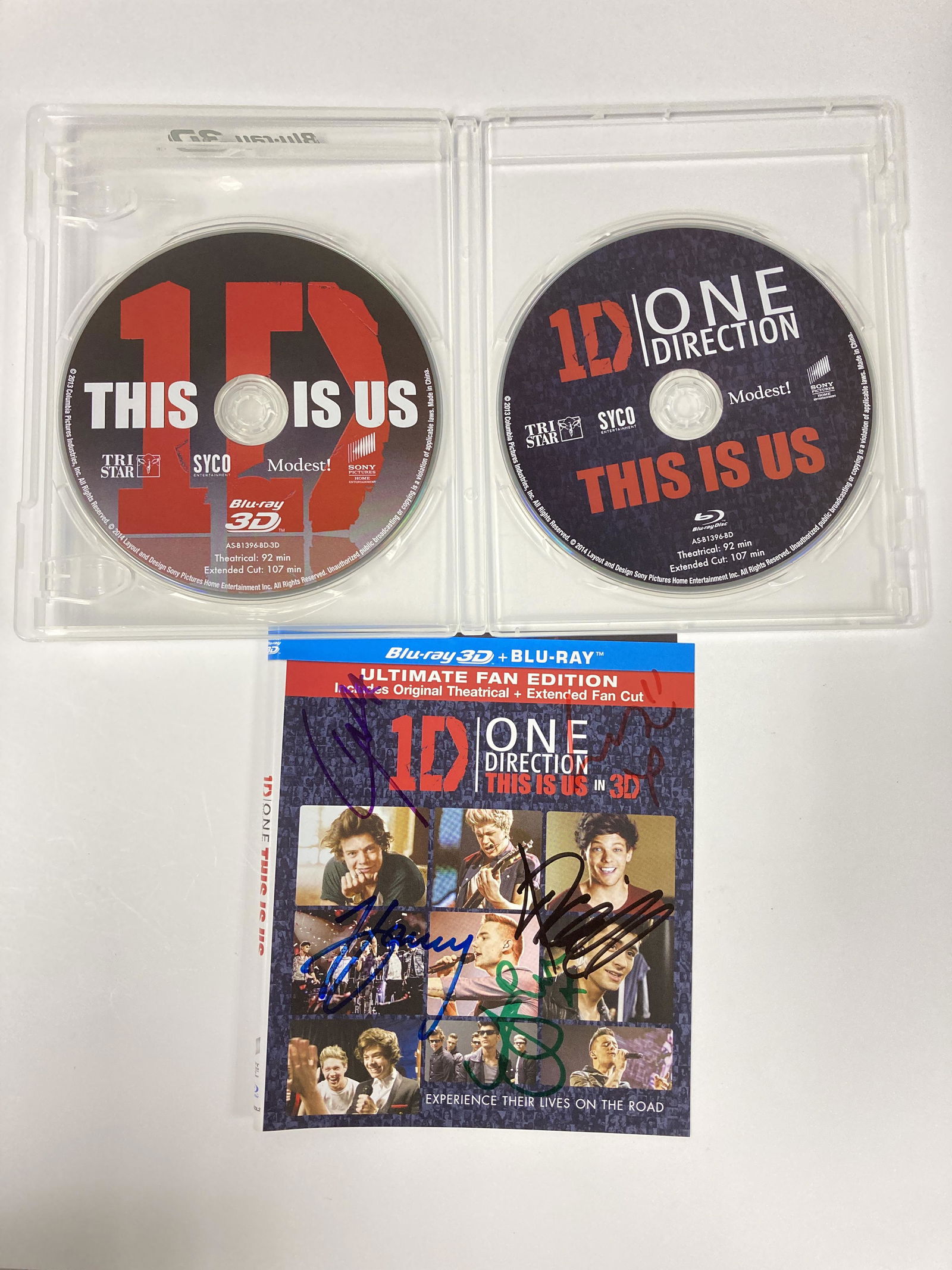 Autograph Signed One Direction This is US DVD (1 of 1)