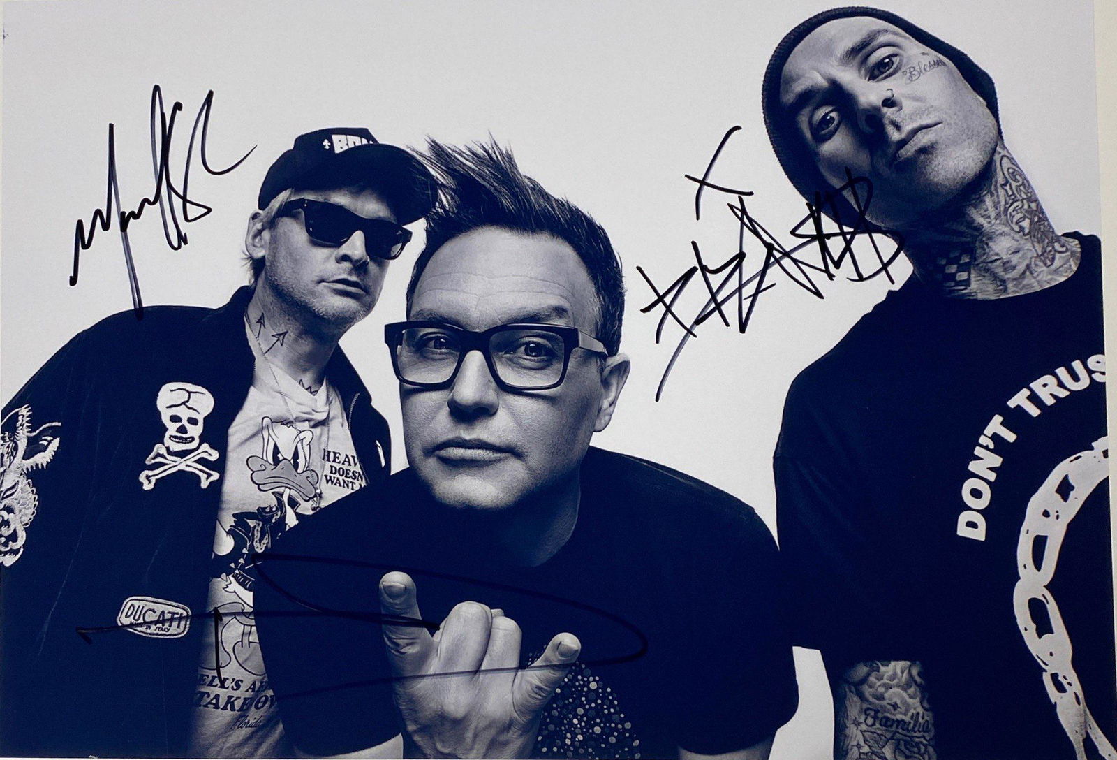 Autograph Signed Blink 182 Photo (1 of 1)