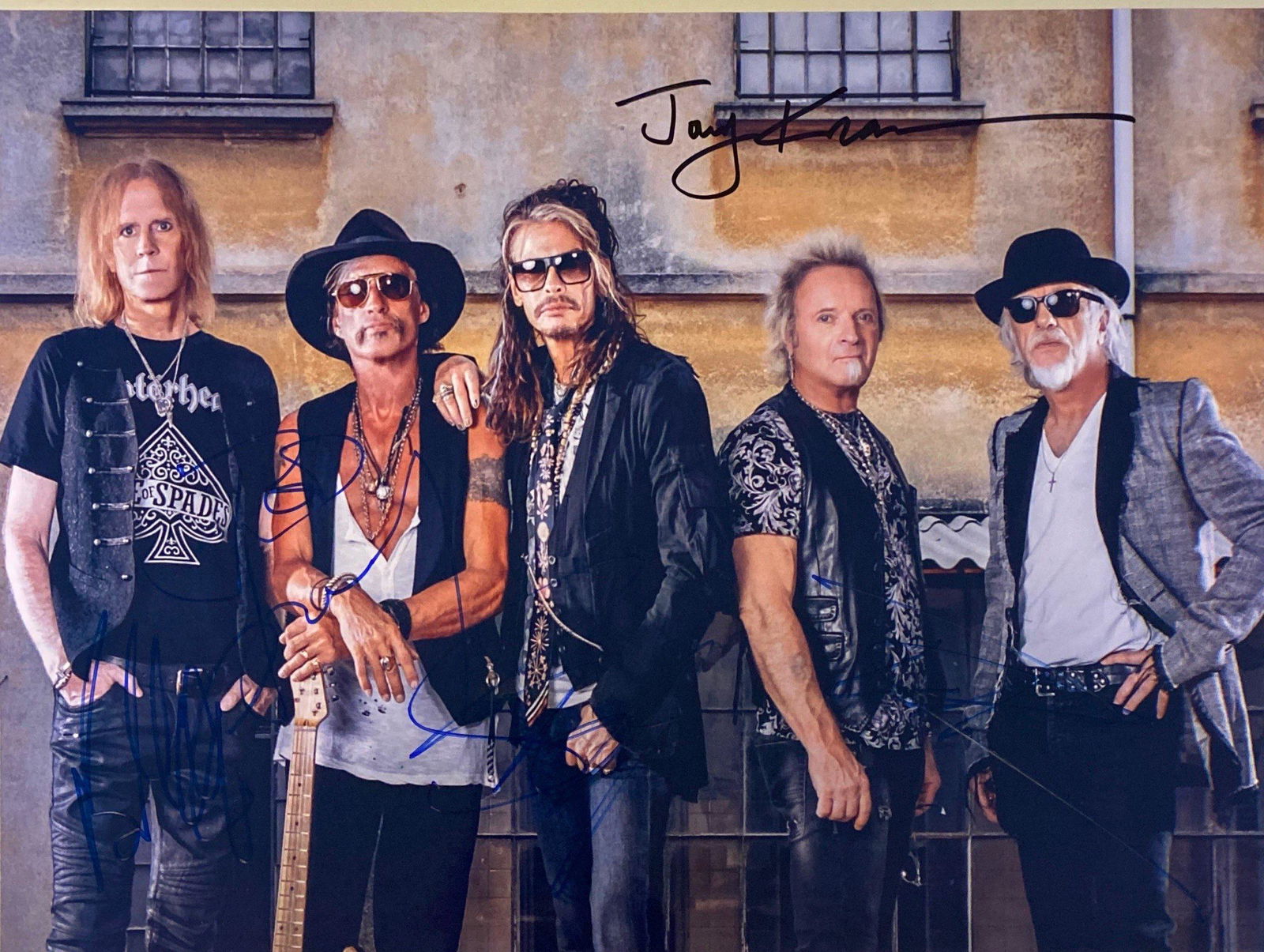 Autograph Signed Aerosmith Steven Tyler Photo (1 of 1)