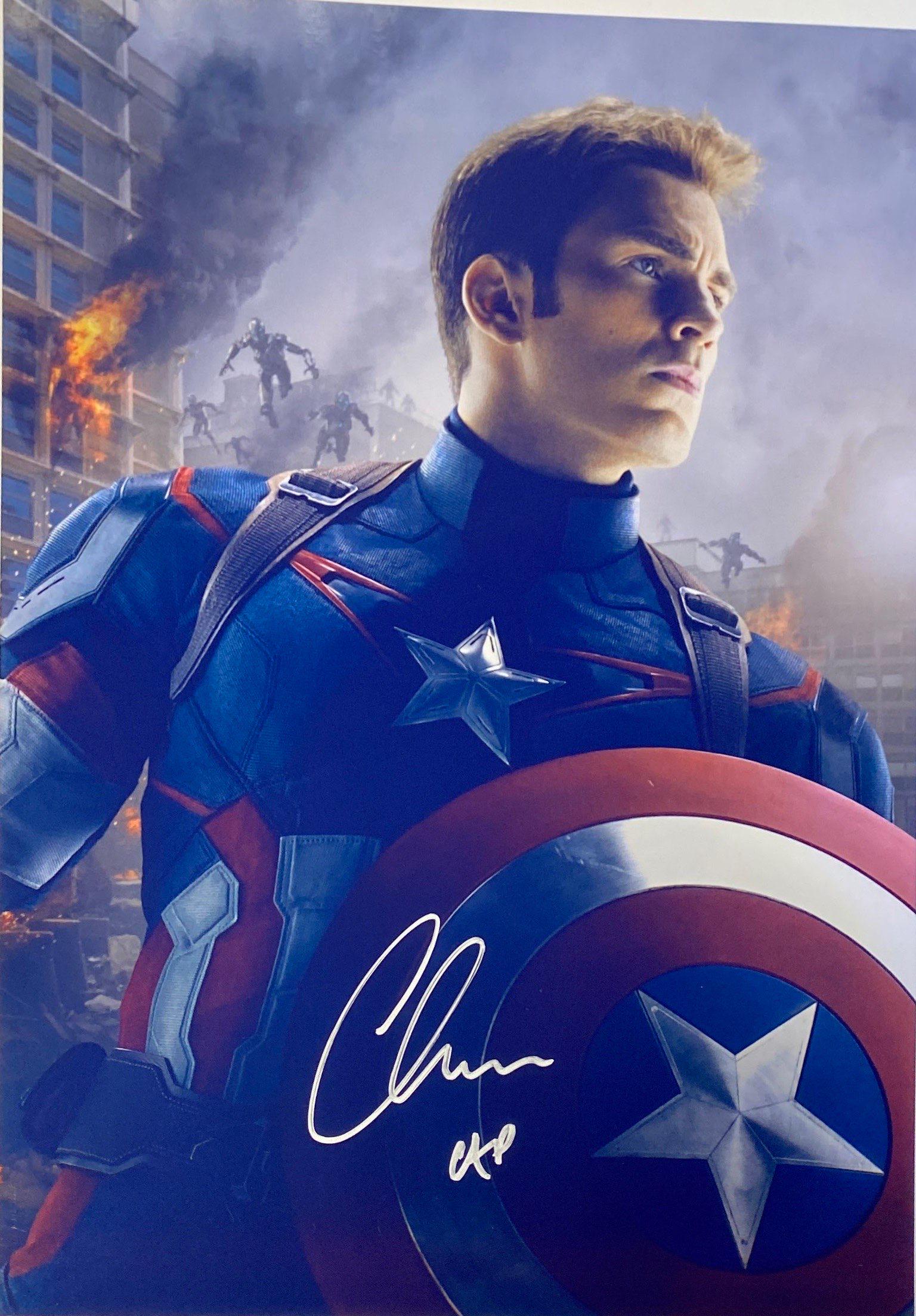 Autograph Signed Avengers Chris Evans Photo (1 of 1)