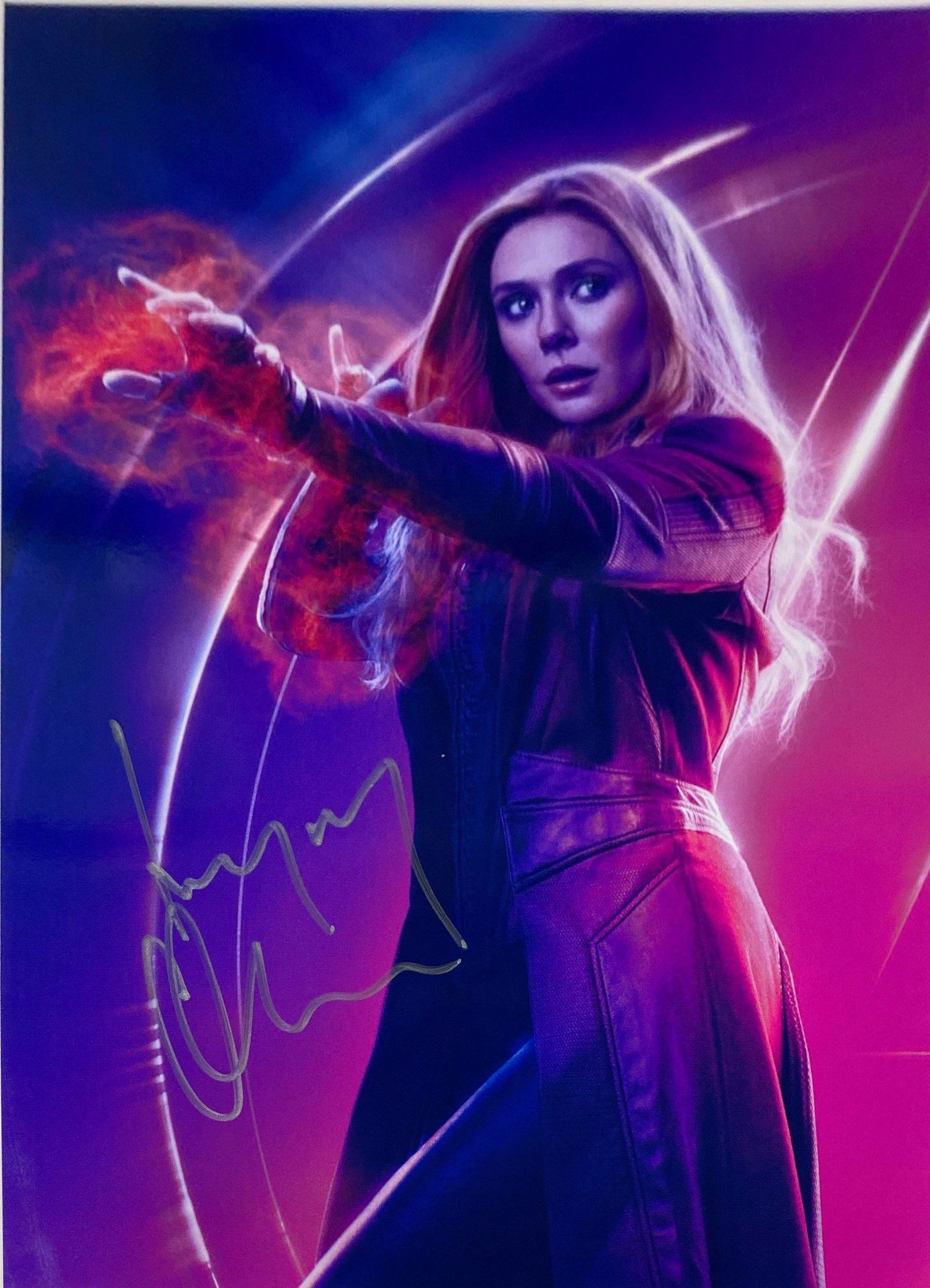 Elizabeth Olsen Autograph Signed Photo (1 of 1)