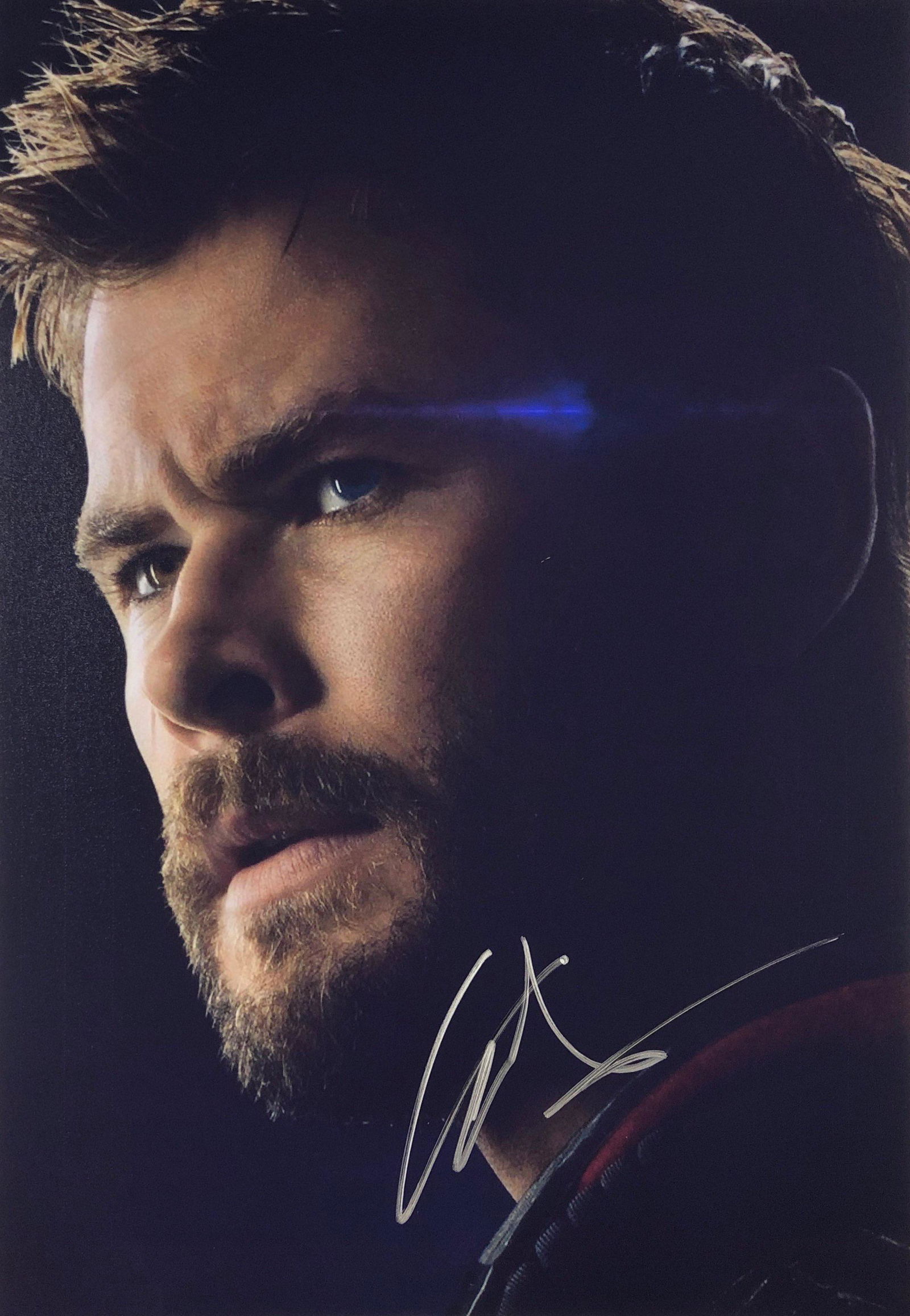 Avengers Endgame Chris Hemsworth Signed Photo (1 of 1)