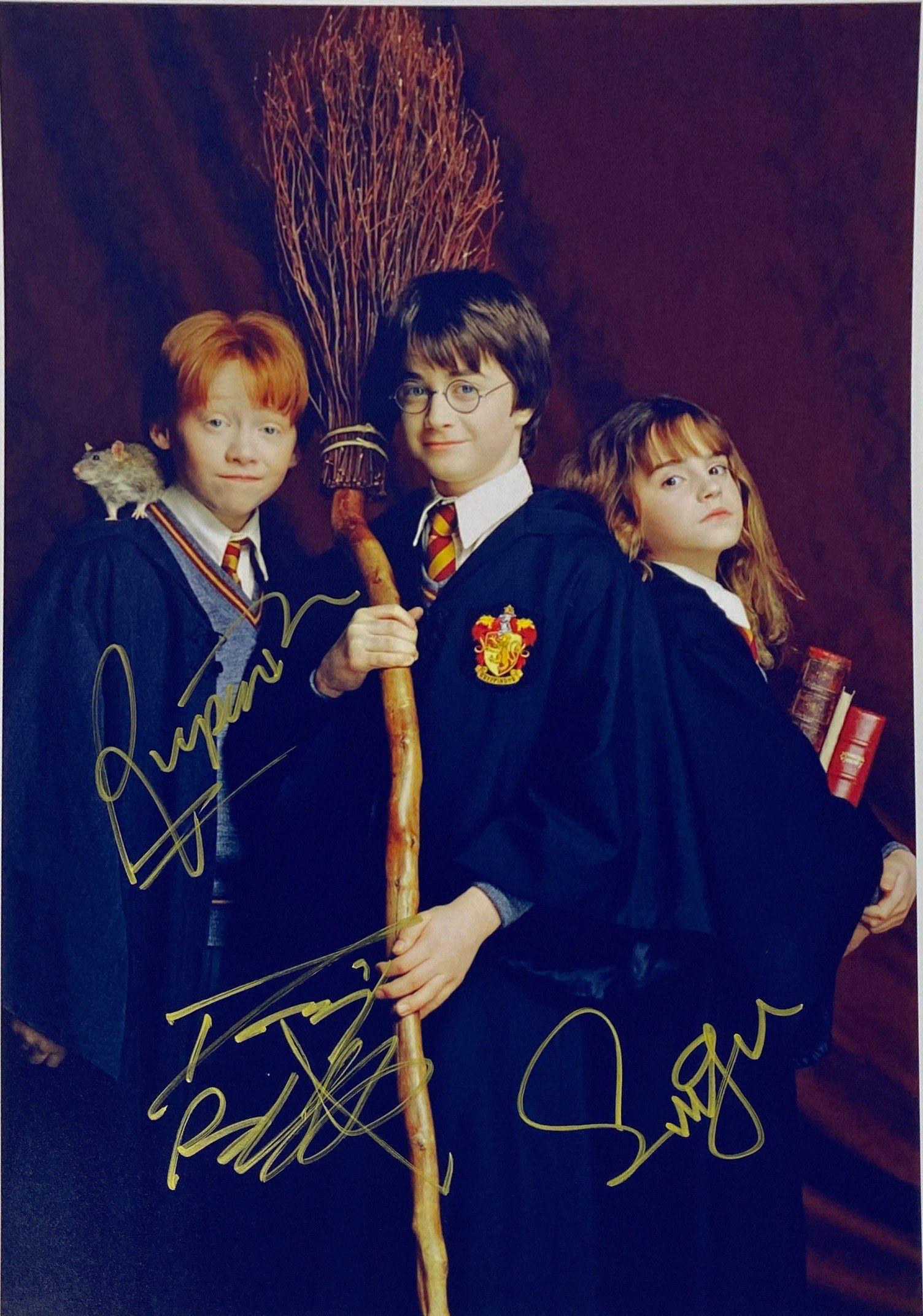 Autograph Signed Harry Potter Daniel Emma Photo (1 of 1)