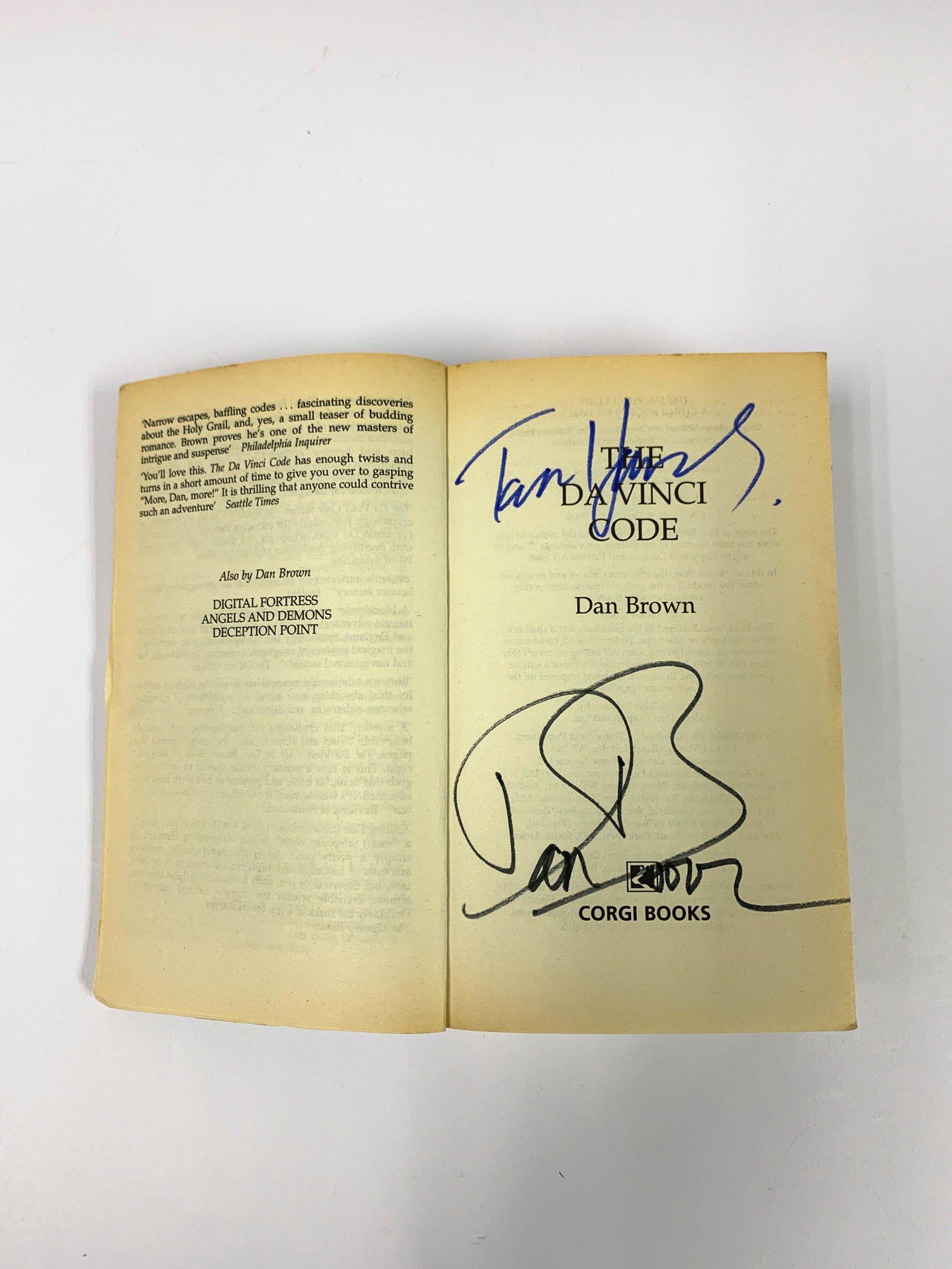 Autograph Signed Dan Brown Da Vinci Code Book (1 of 3)
