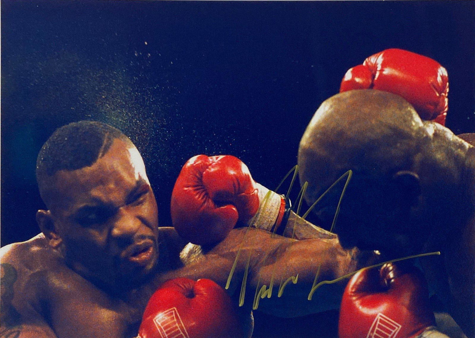 Autograph Signed Boxing Mike Tyson Photo (1 of 1)