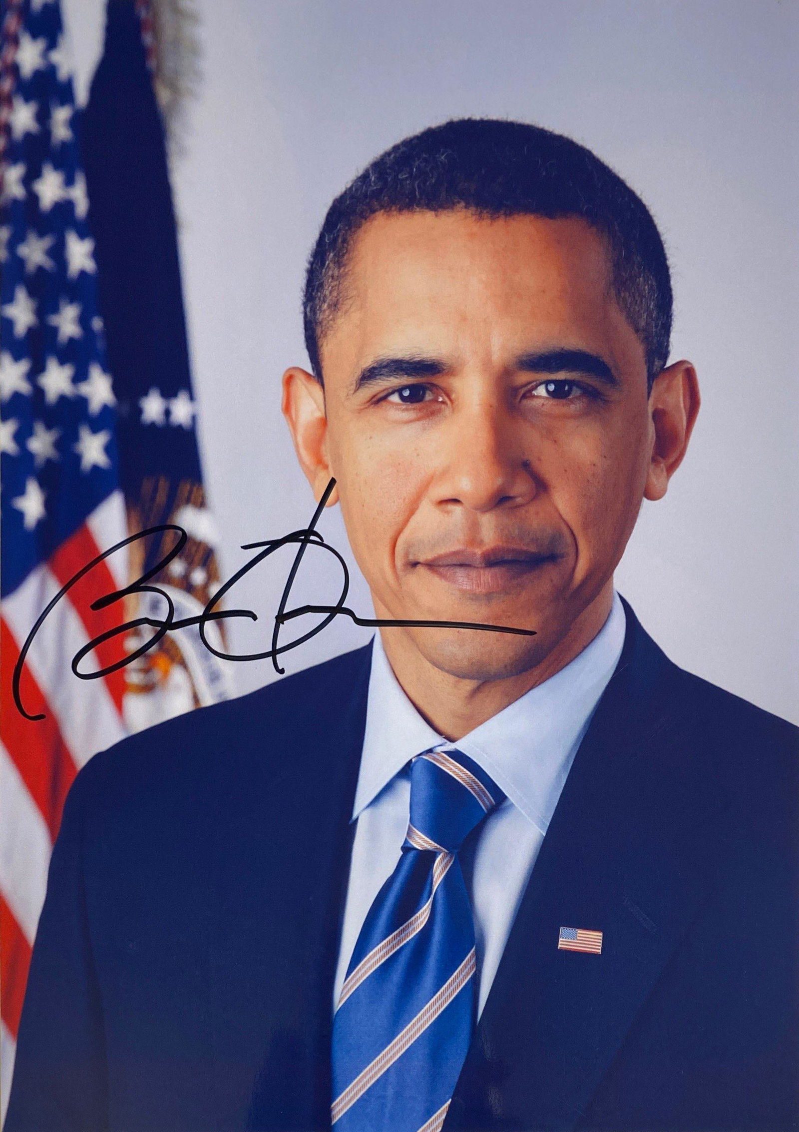 Autograph Signed president Barack Obama Photo (1 of 1)