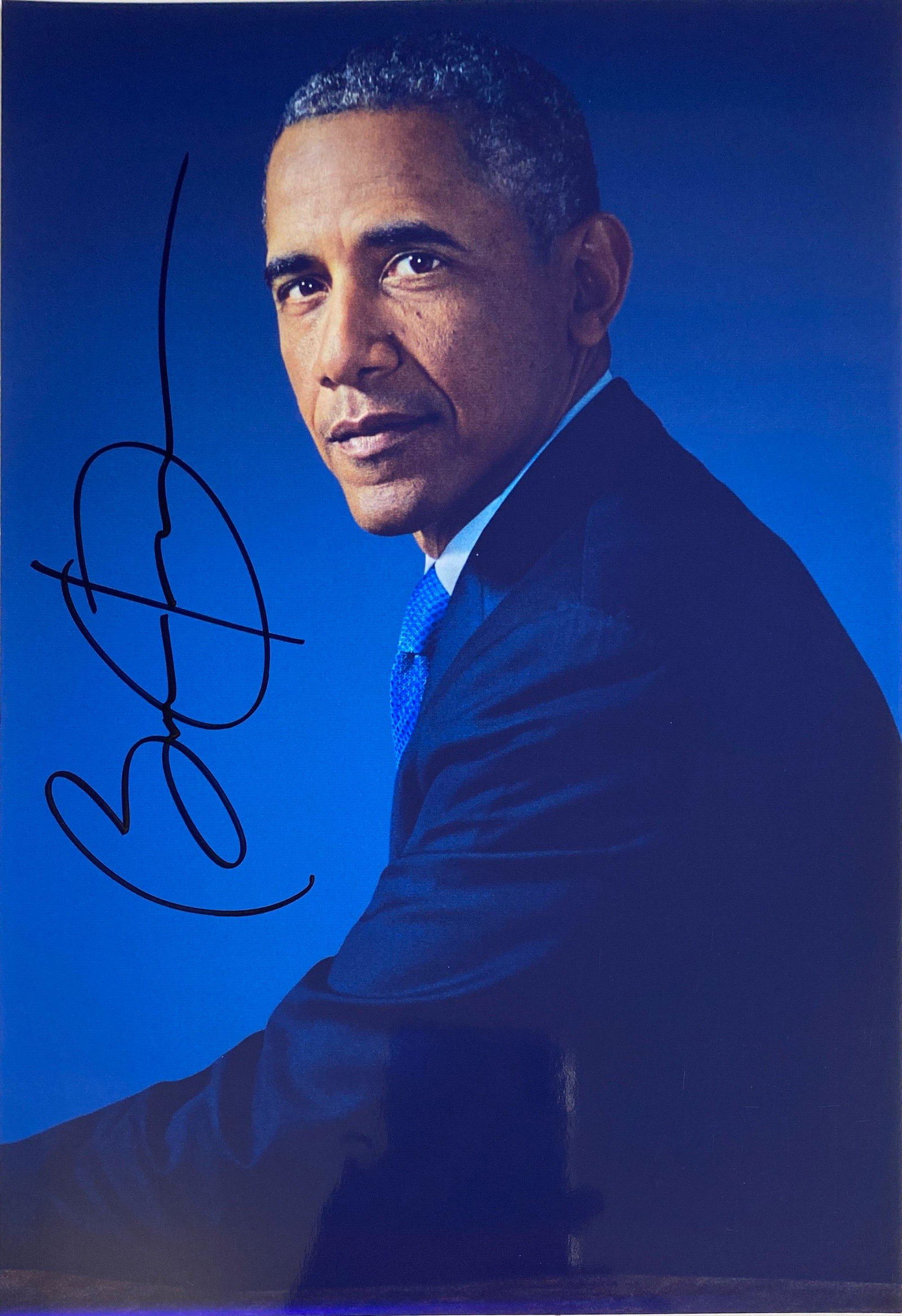 Autograph Signed president Barack Obama Photo (1 of 1)