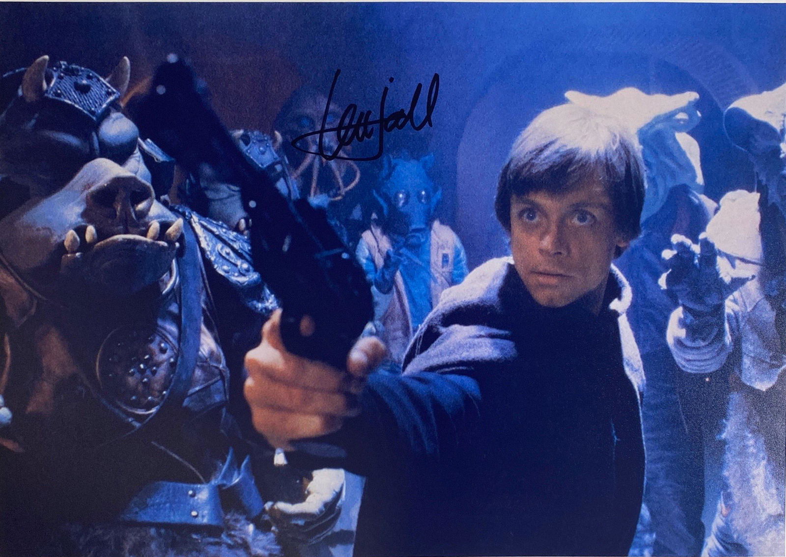 Signed Star Wars Mark Hamill Photo (1 of 1)