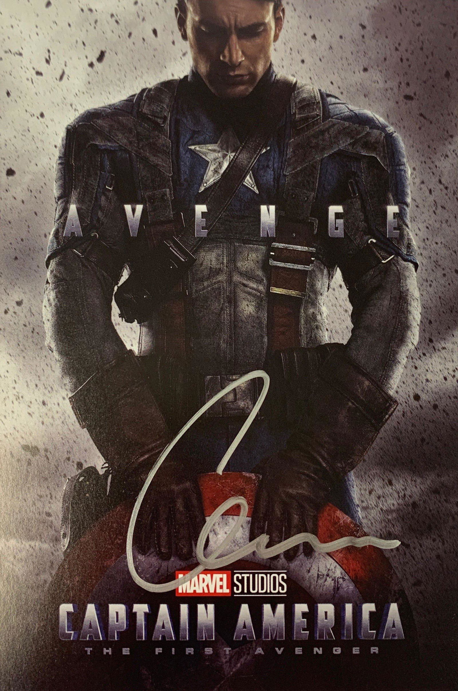 Signed Captain America Chris Evans Postcard (1 of 1)