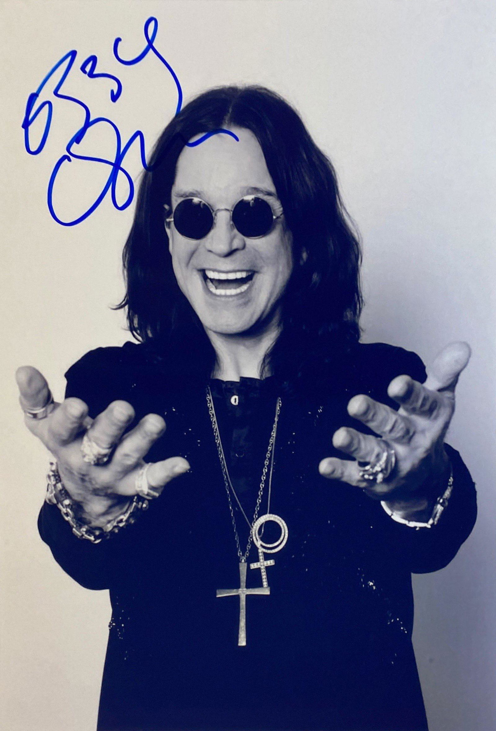 Autograph Signed Ozzy Osbourne Photo (1 of 1)