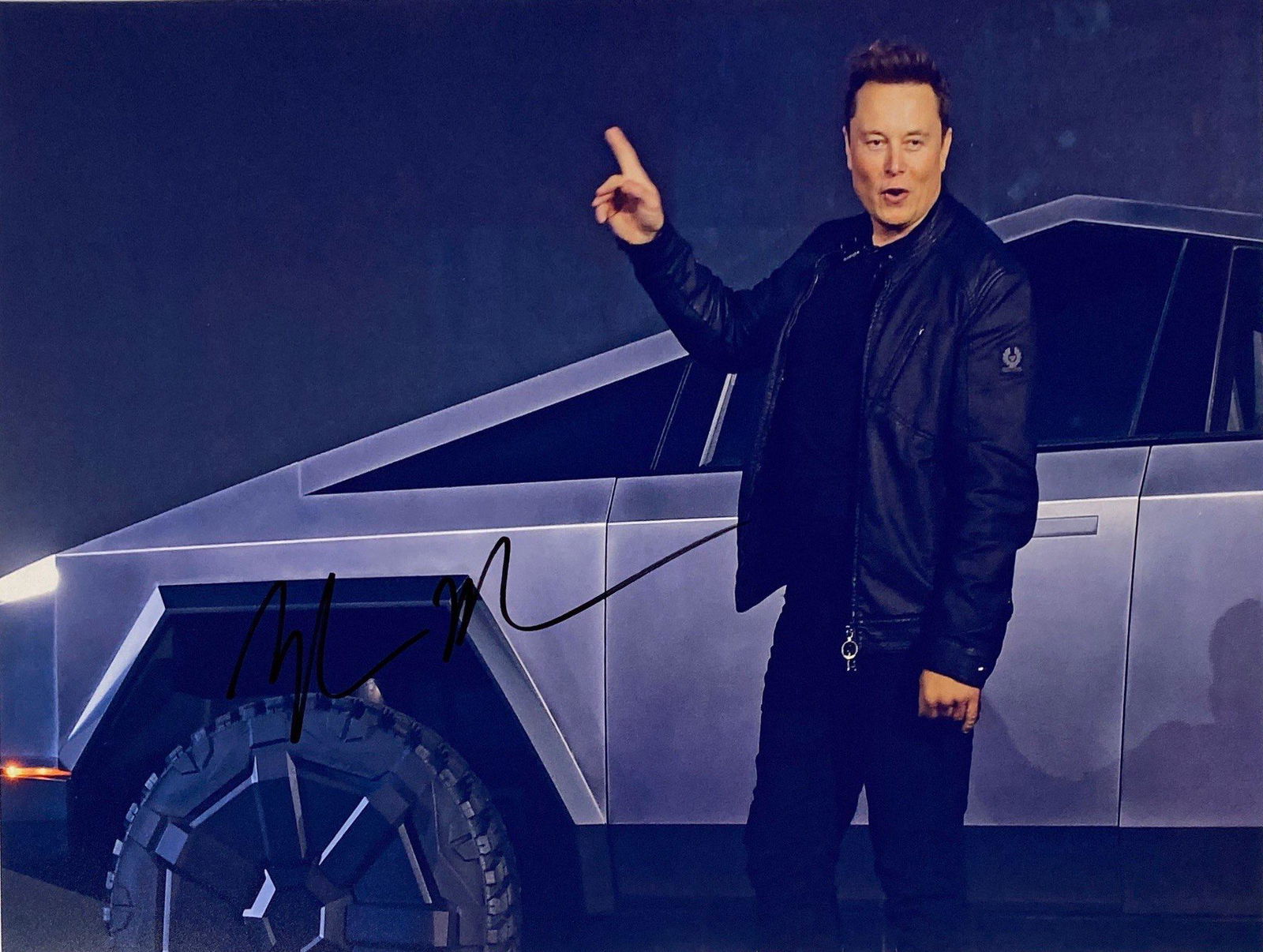 Autograph Signed Elon Musk Photo (1 of 1)