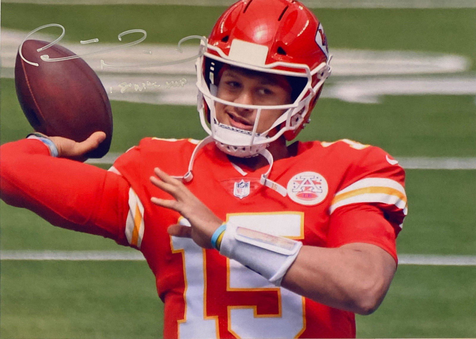 Autograph Signed Patrick Mahomes Photo (1 of 1)