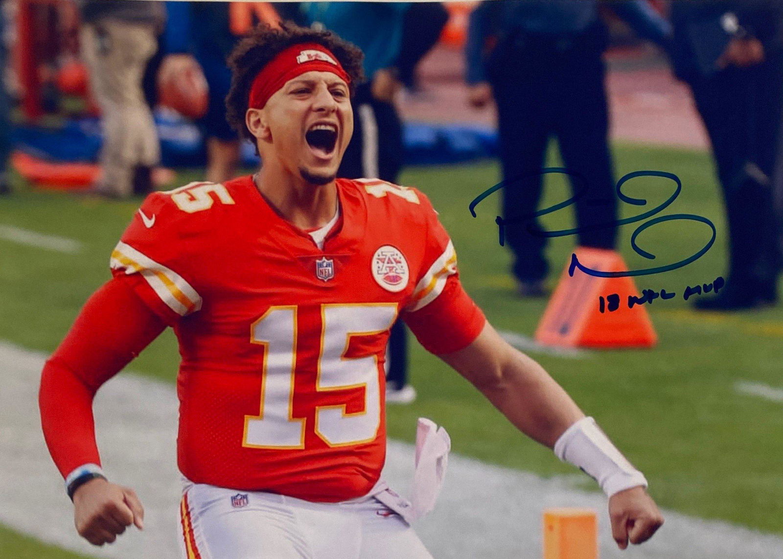 Autograph Signed Patrick Mahomes Photo (1 of 1)