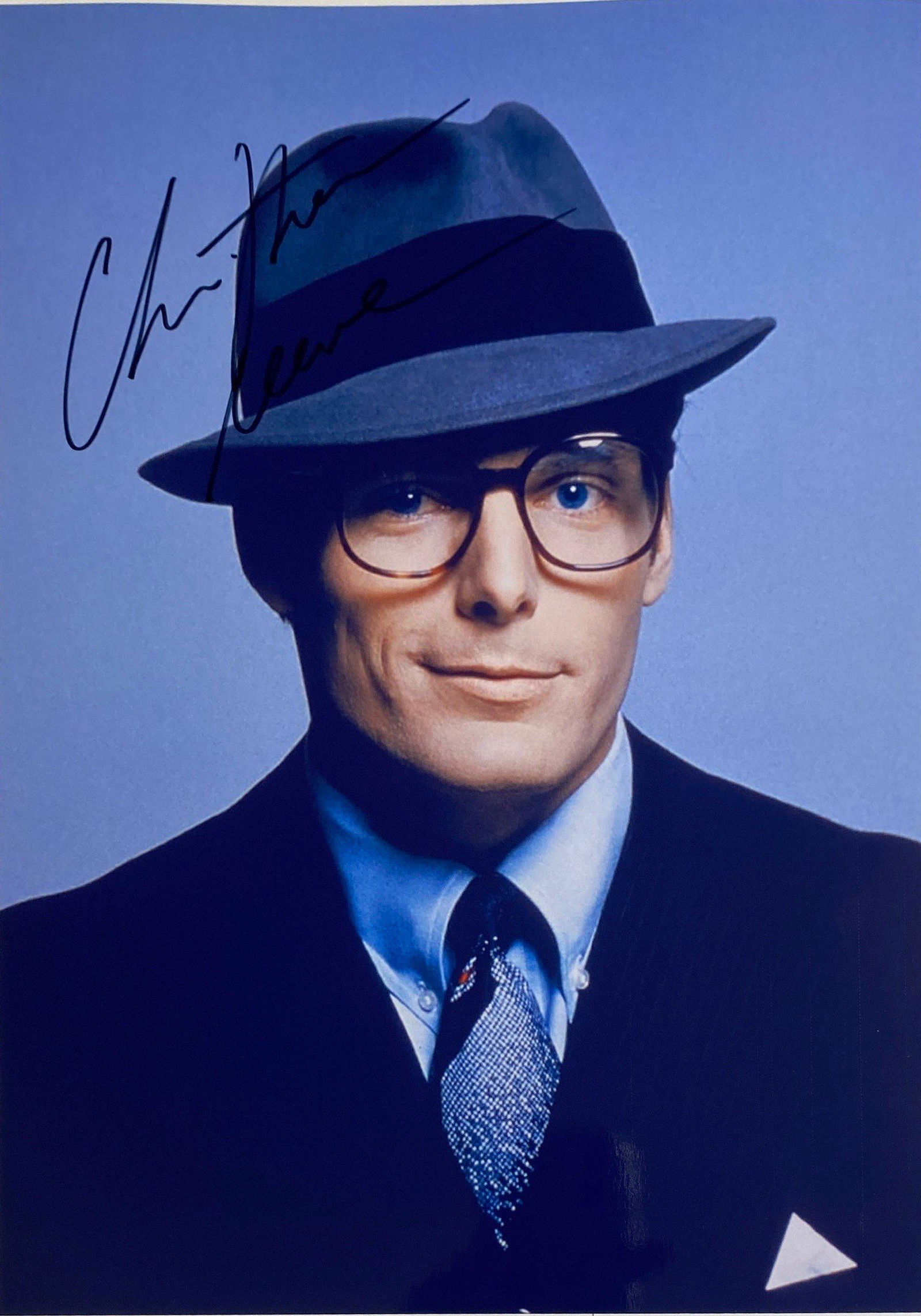 Autograph Signed Christopher Reeve Photo (1 of 1)