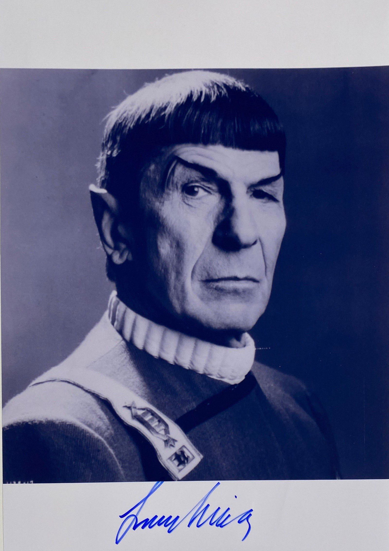 Autograph Signed Leonard Nimoy Photo (1 of 1)