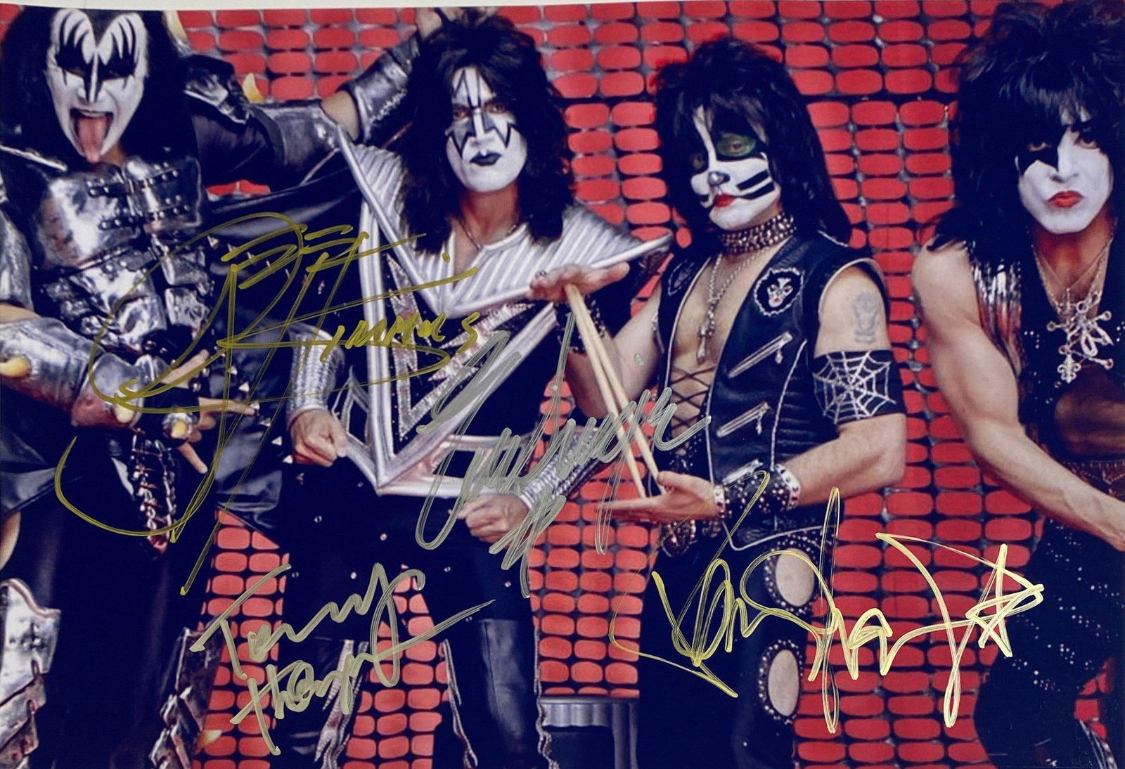 Autograph Signed KISS Gene Simmons Photo (1 of 1)