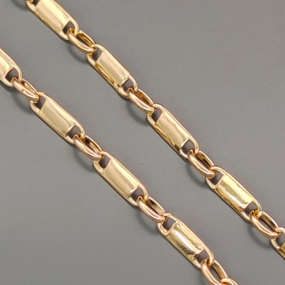 18 karat yellow gold bracelet (1 of 7)