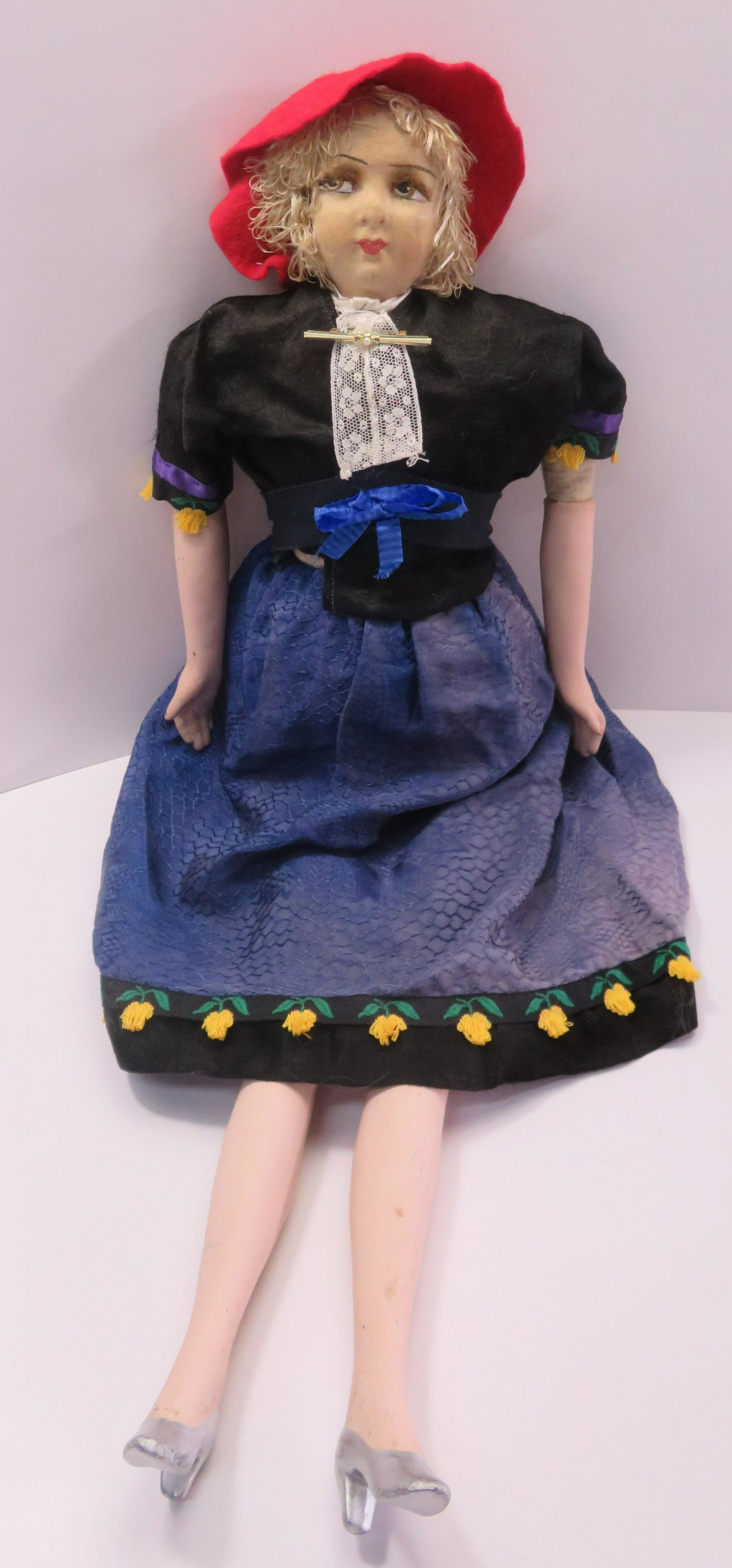 ANTIQUE FRENCH BOUDOIR DOLL POUPEE SALON ANCIENNE 1920 (1 of 9)