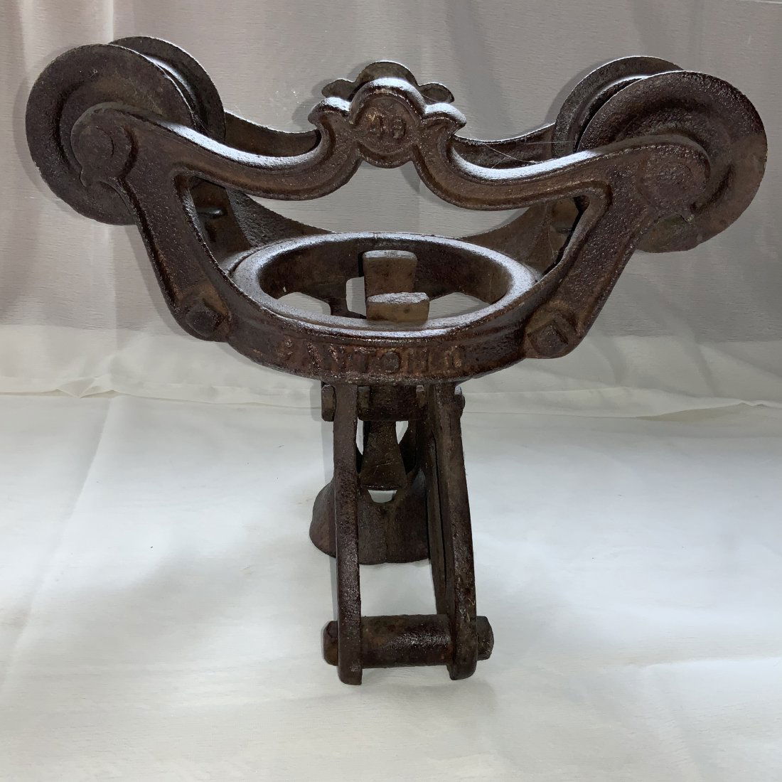 Antique Ney Mfg Canton OH Iron Hay Trolley (1 of 4)