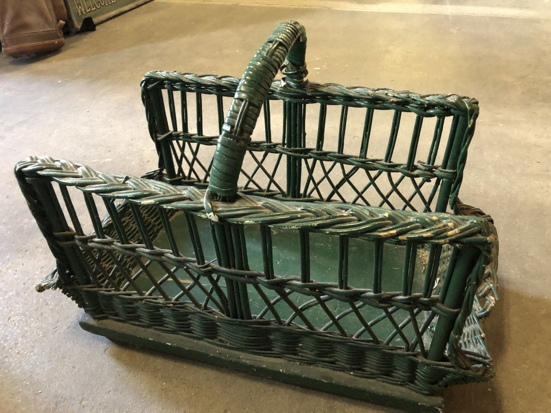 Green Primitive Basket Flat Bottom (1 of 1)