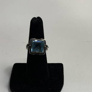 VINTAGE DAWKINS STERLING SILVER AND AQUAMARINE (?) RING: Vintage sterling silver ring, with square cut faceted aquamarine or blue topaz.. Size 6