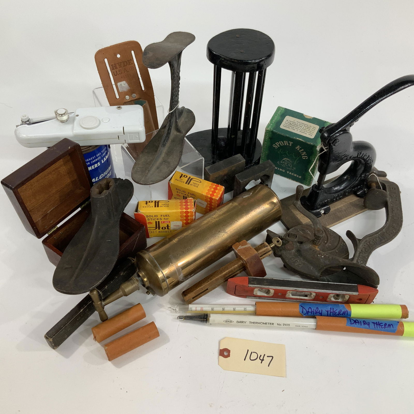 Lot of Miscellaneous Items (1 of 4)