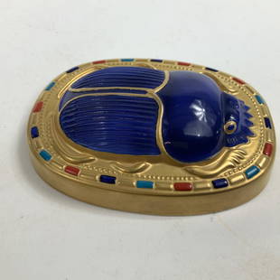 Boehm Scarab Paperweight: The treasures of Tutankhamun. Measures 5 inch