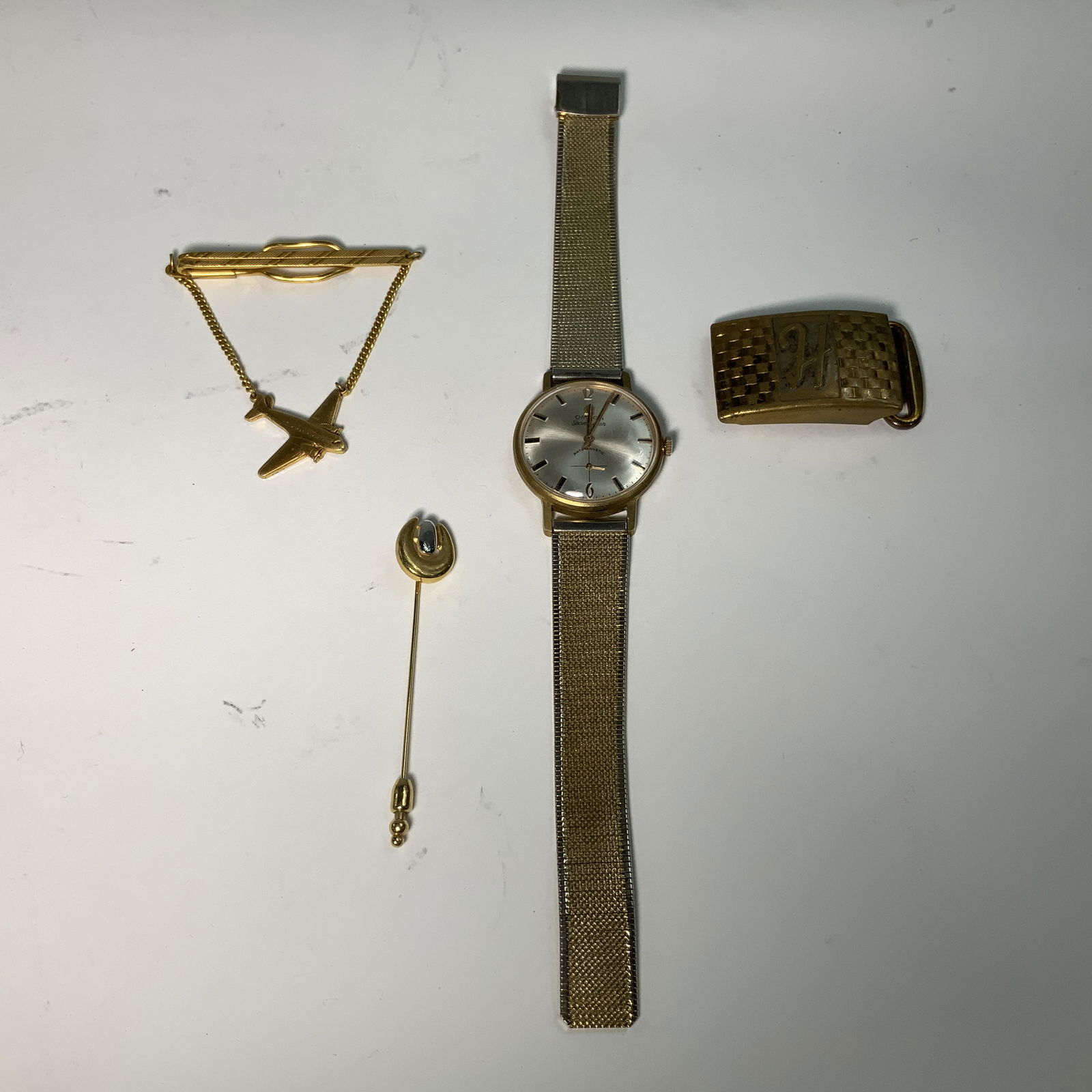 Lot of 4 mens items (1 of 6)