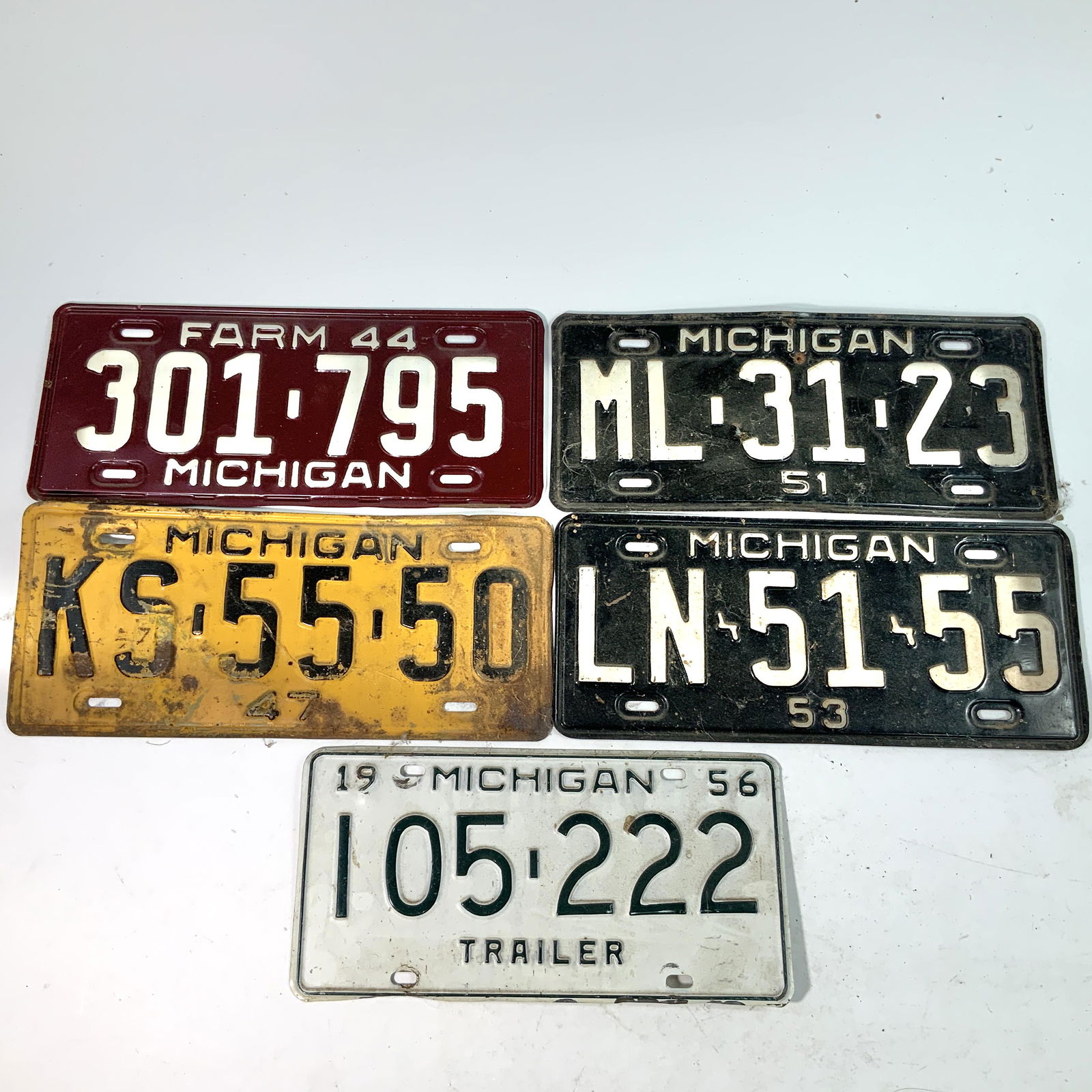 Vintage License Plates (1 of 2)