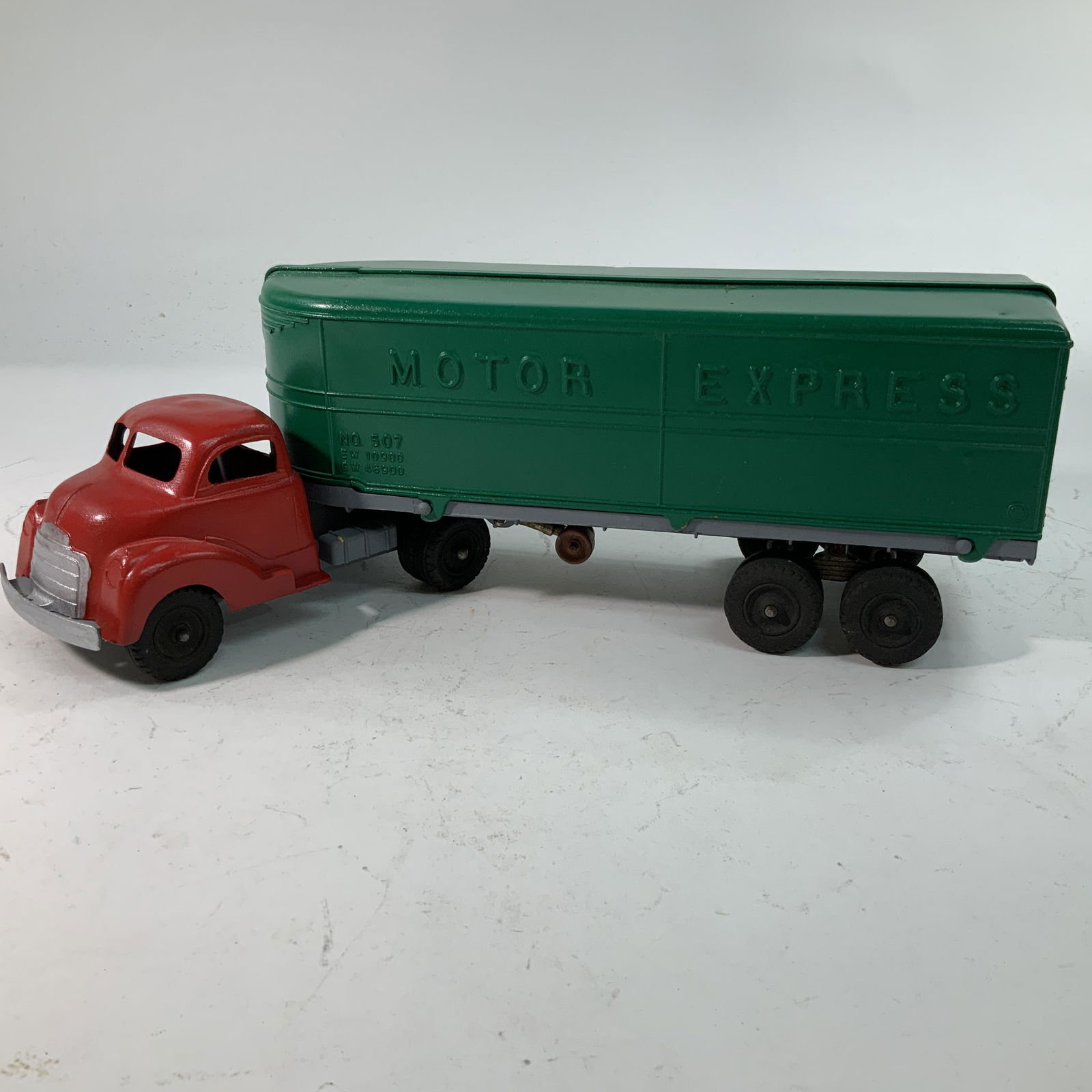 Hubley "Motor Express" Tractor Trailer (1 of 8)