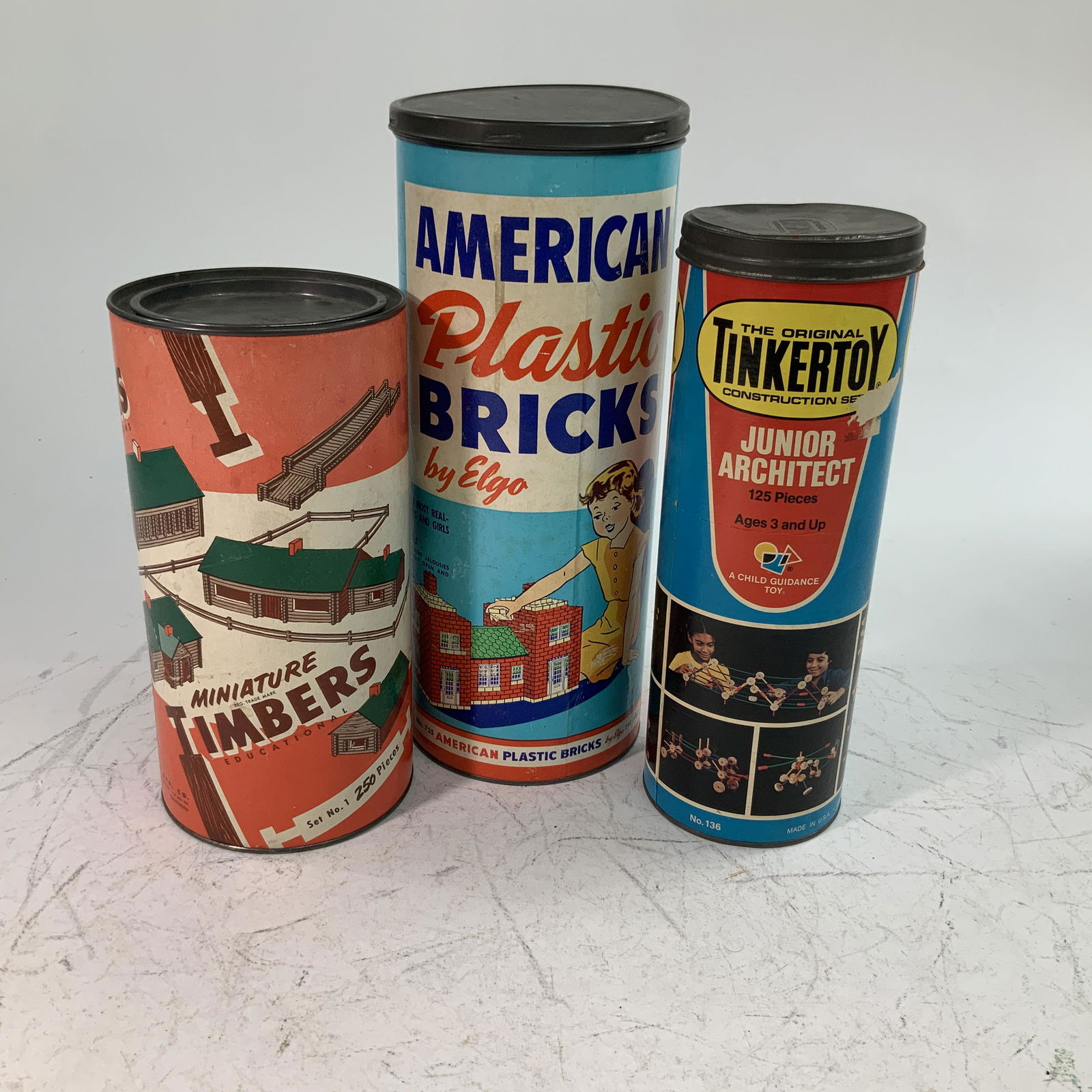 Three Vintage Toy Building Sets (1 of 7)