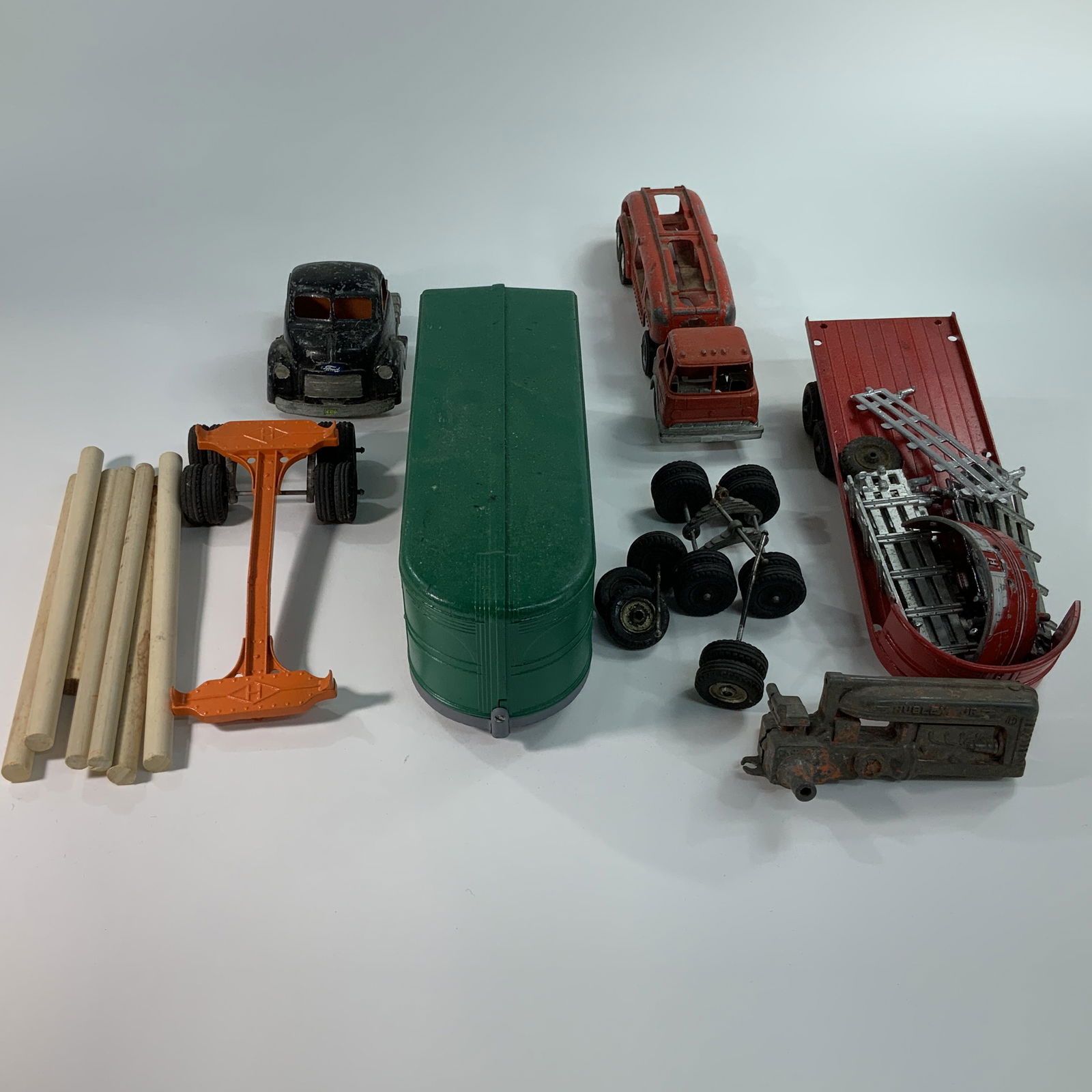 Hubley Toy Project Lot (1 of 7)