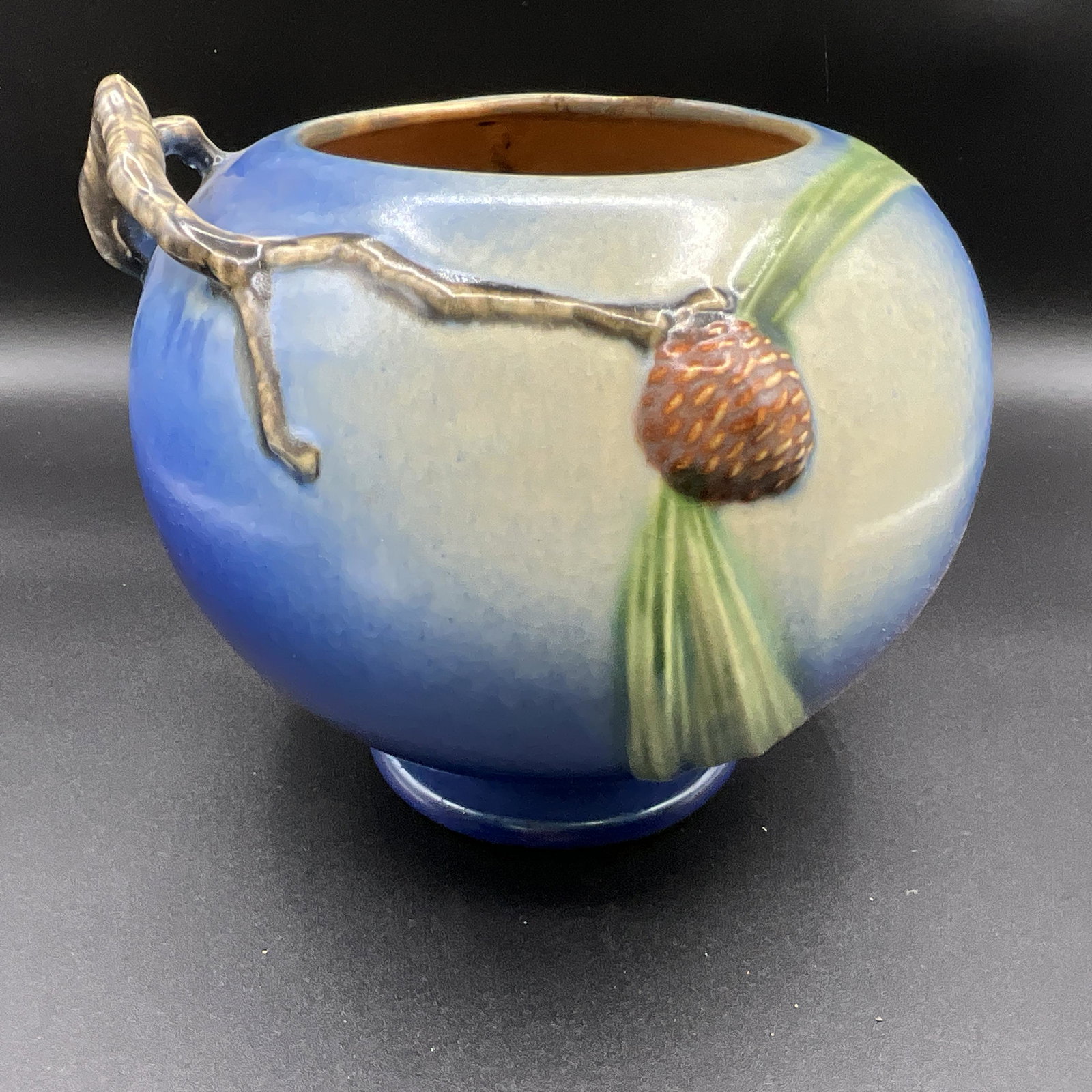 Roseville Pine Cone Jardinierre: Measures 9" diameter x 6" H. Roseville 261-6 mark on bottom.