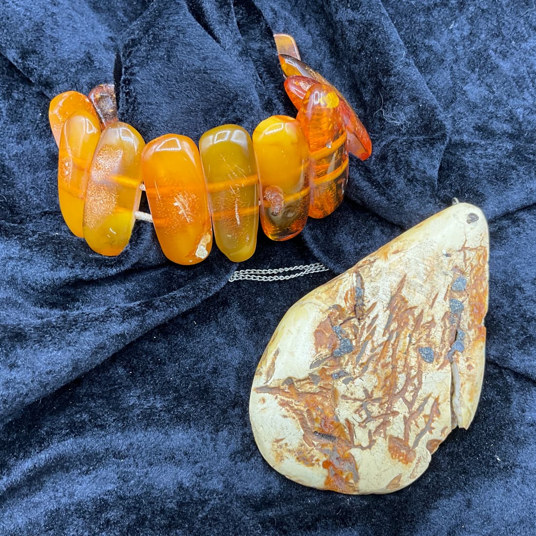 Baltic Amber Pendant and Bracelet (1 of 5)