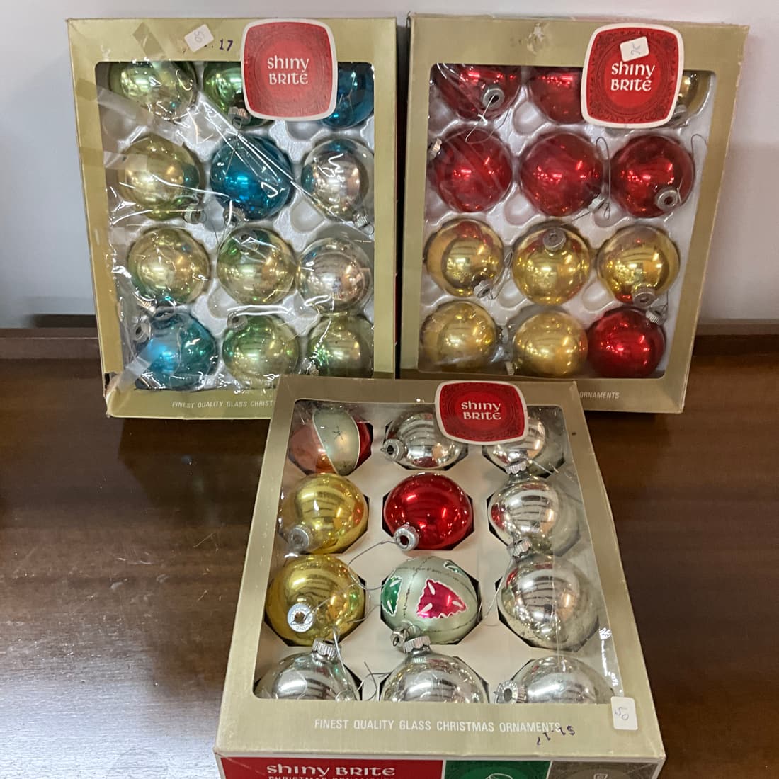 Shiny Bright Christmas Ornaments (1 of 4)